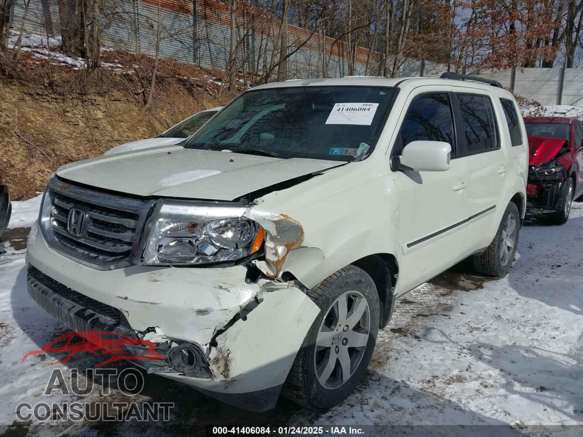 HONDA PILOT 2015 - 5FNYF4H92FB012575