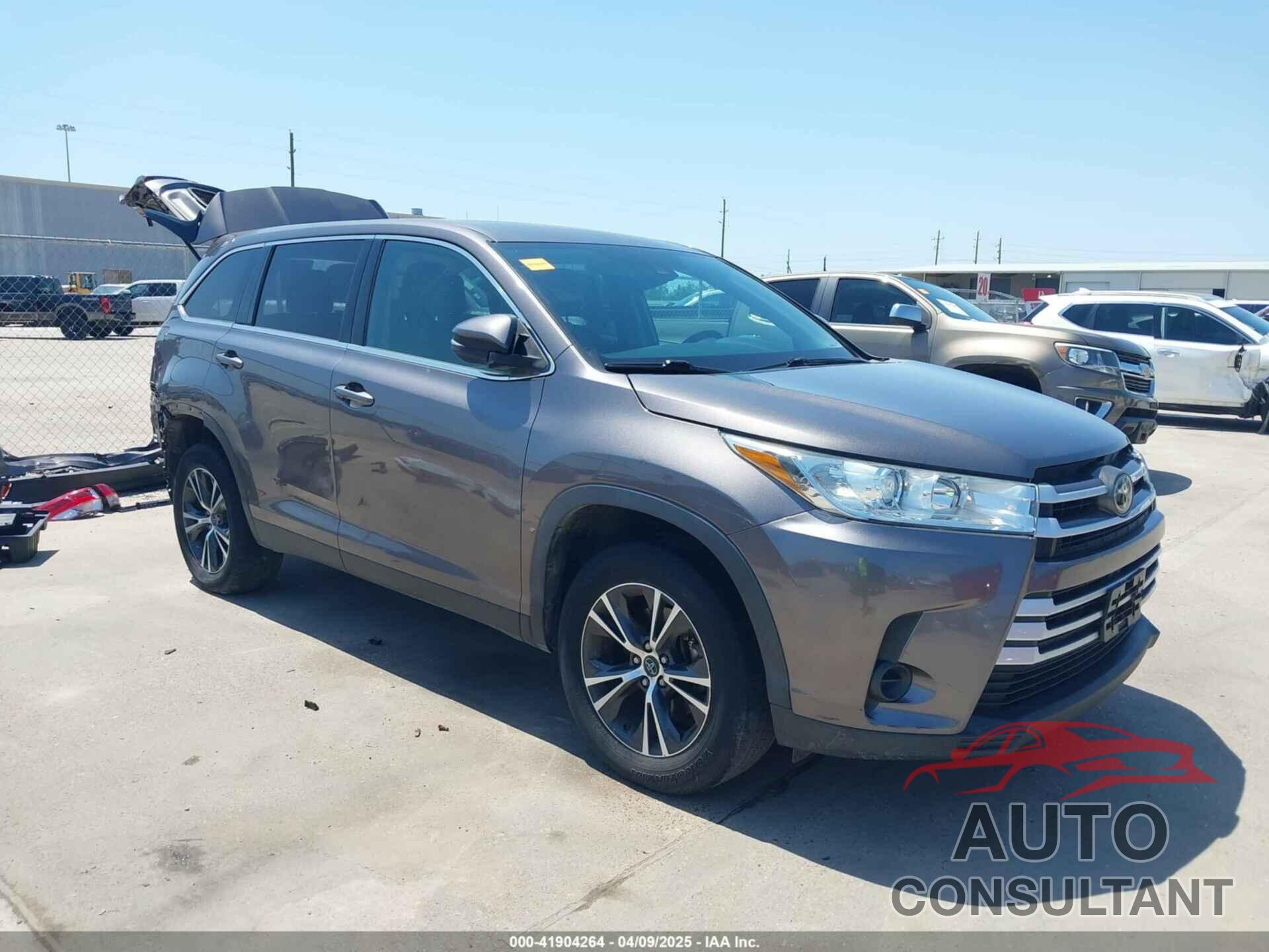 TOYOTA HIGHLANDER 2019 - 5TDZZRFH4KS303149
