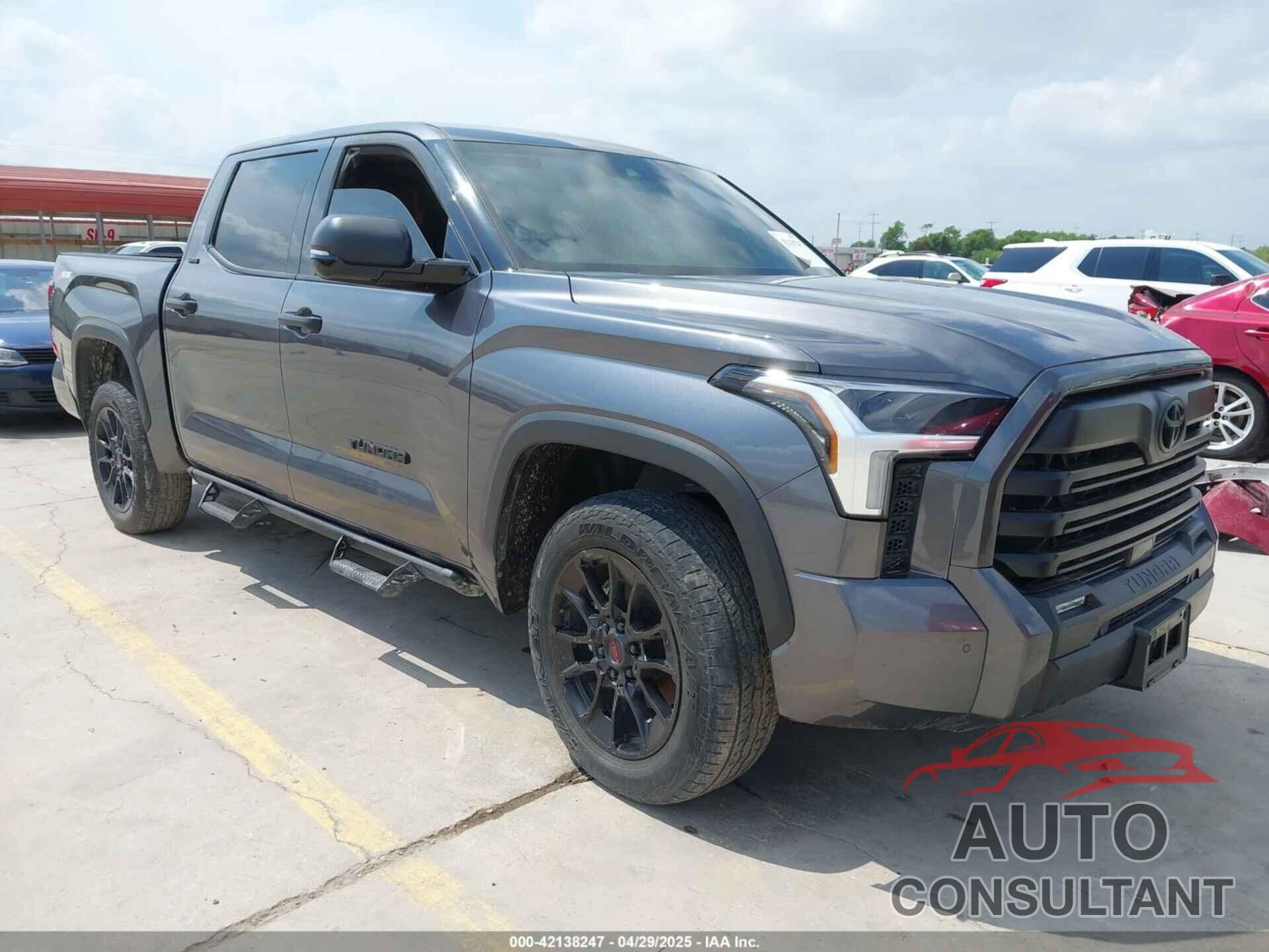 TOYOTA TUNDRA 2023 - 5TFLA5DB6PX106327