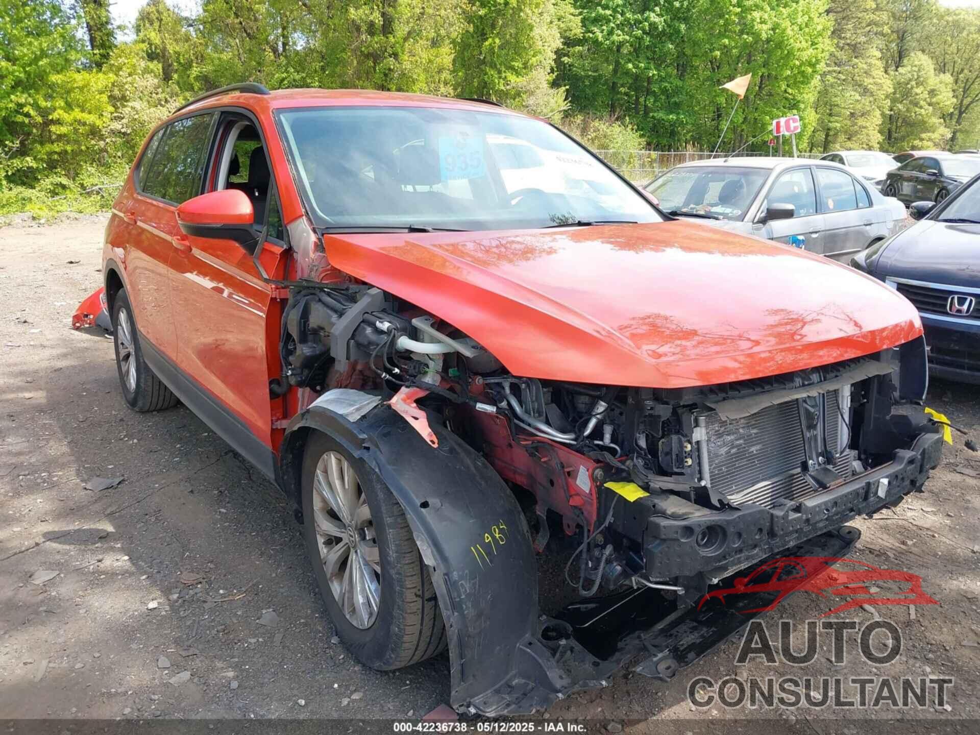 VOLKSWAGEN TIGUAN 2019 - 3VV0B7AX8KM165178