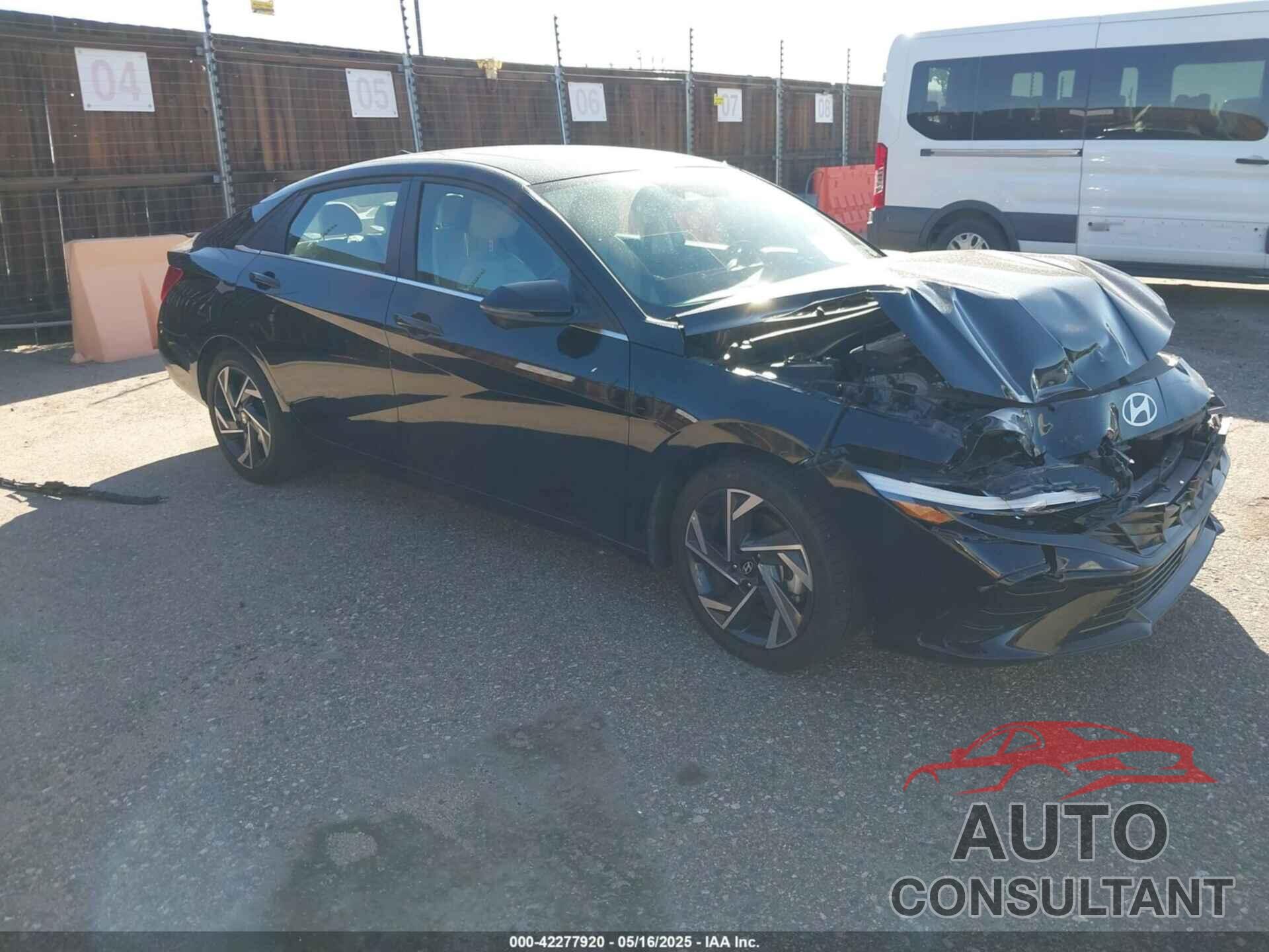 HYUNDAI ELANTRA 2024 - KMHLP4DG3RU768600