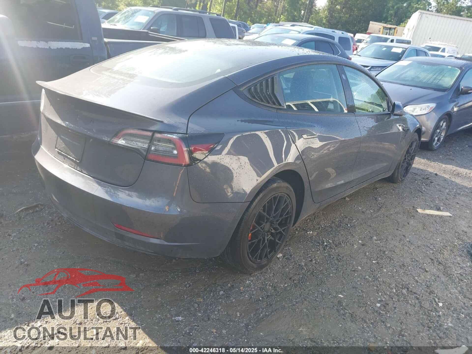 TESLA MODEL 3 2022 - 5YJ3E1EB6NF189096