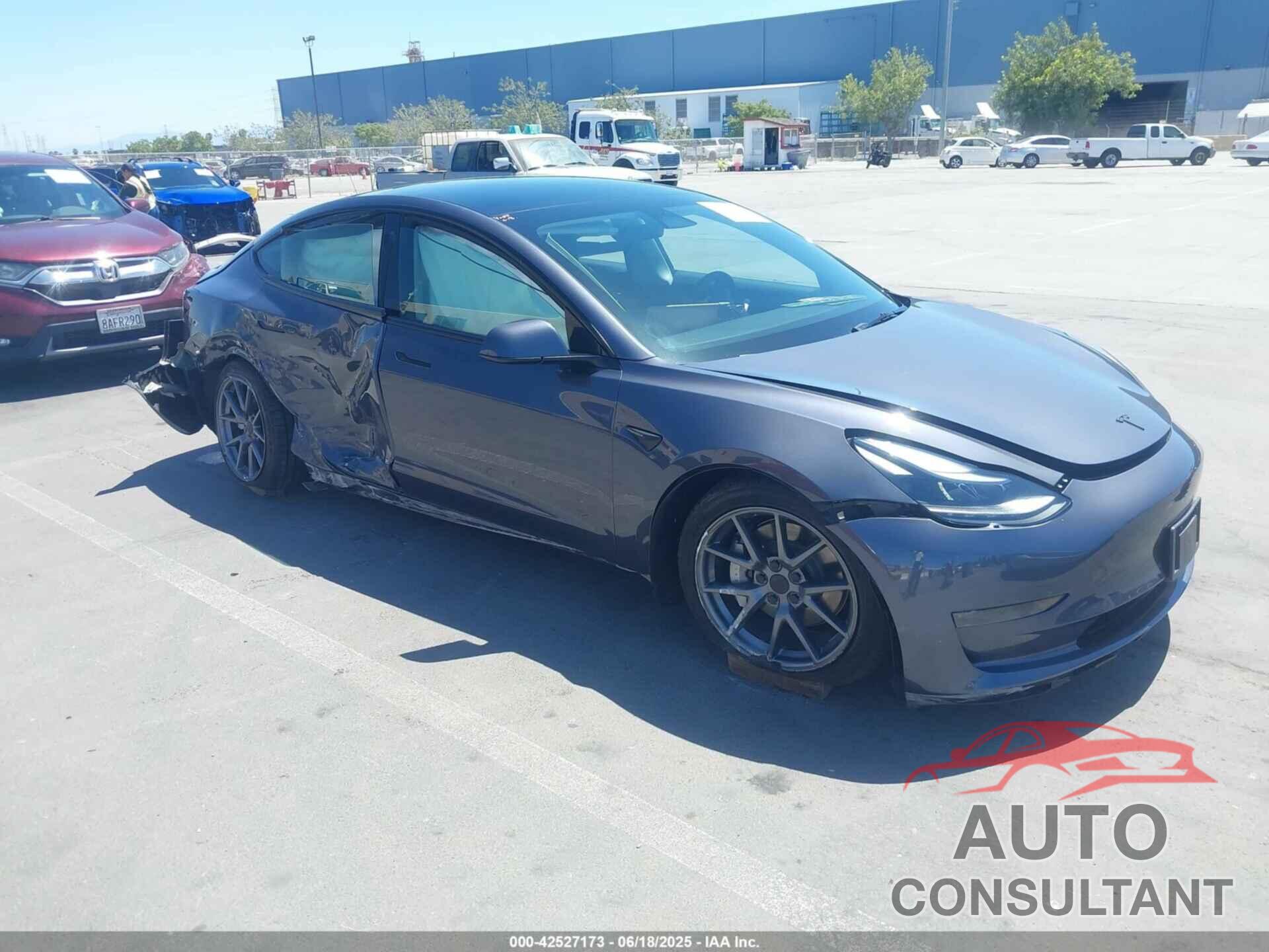 TESLA MODEL 3 2023 - 5YJ3E1EA4PF545281