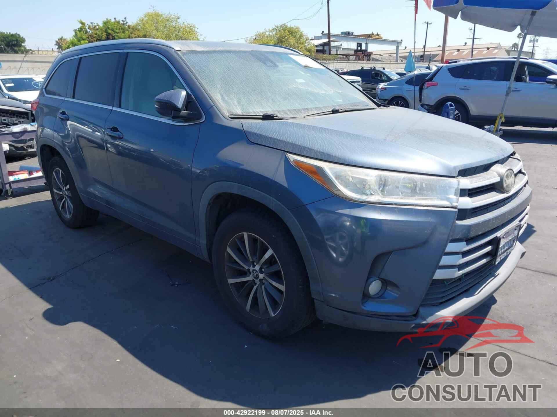 TOYOTA HIGHLANDER 2017 - 5TDKZRFH3HS514241