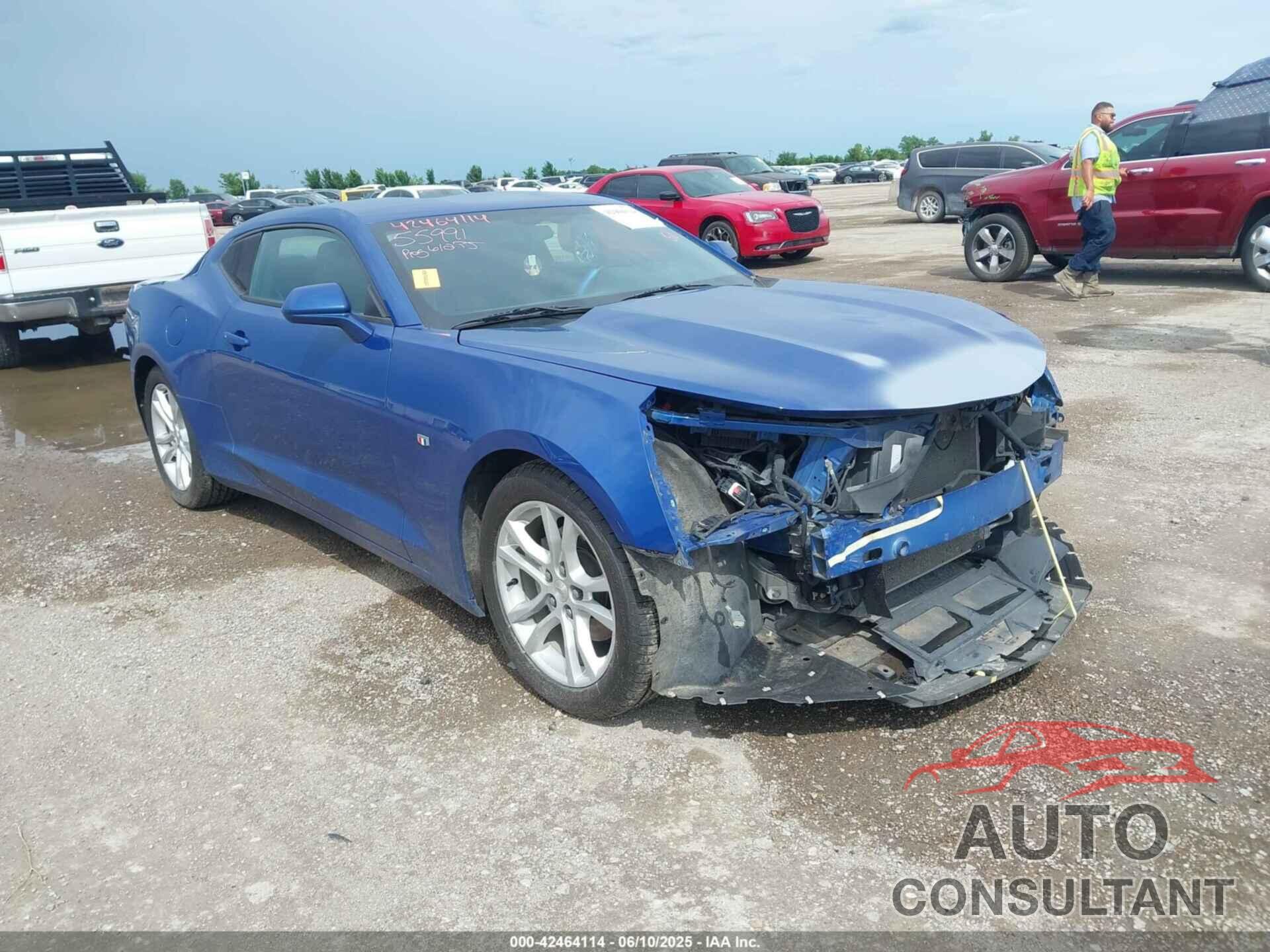 CHEVROLET CAMARO 2021 - 1G1FB1RX9M0106195