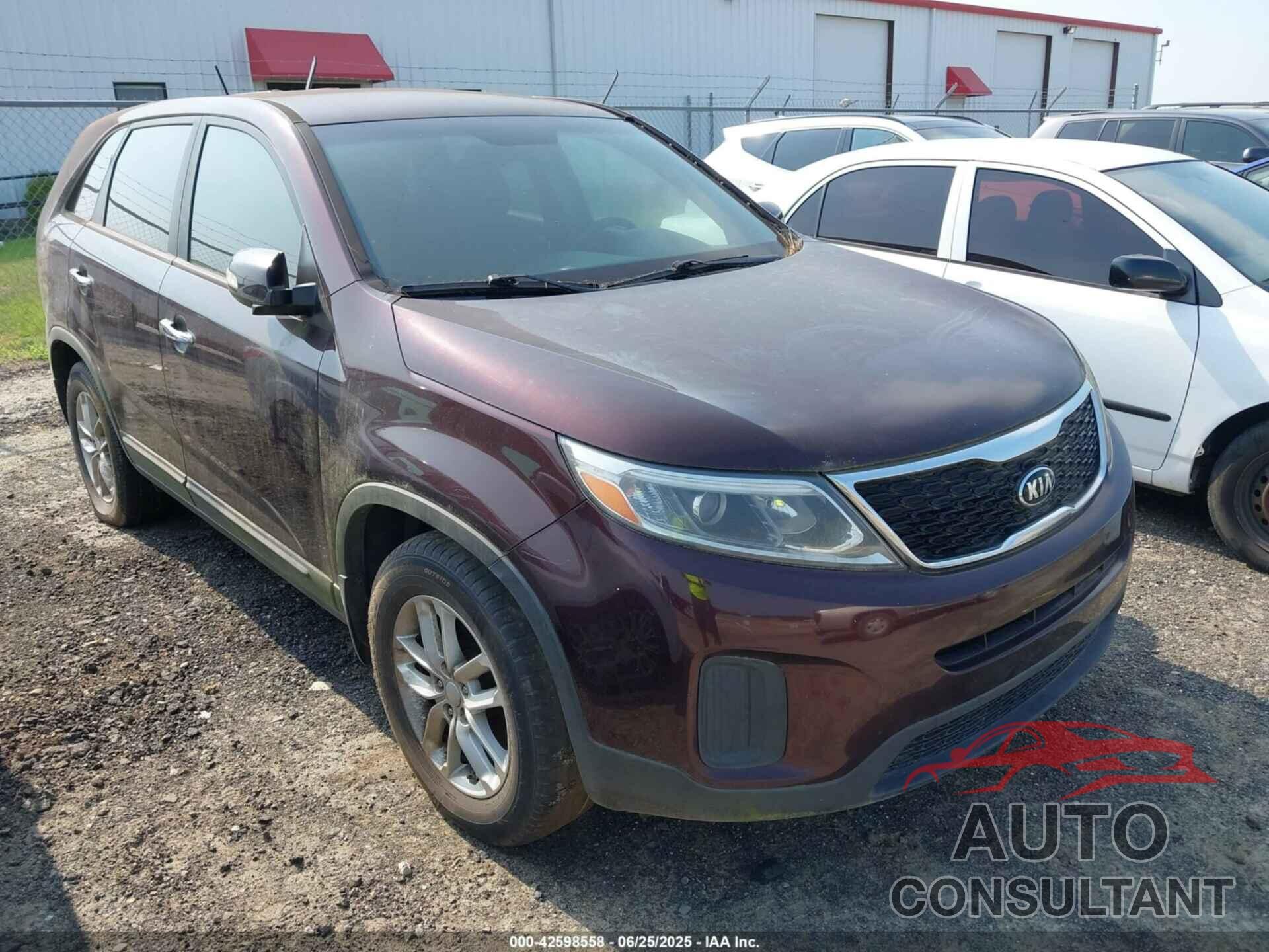 KIA SORENTO 2015 - 5XYKT3A63FG630635