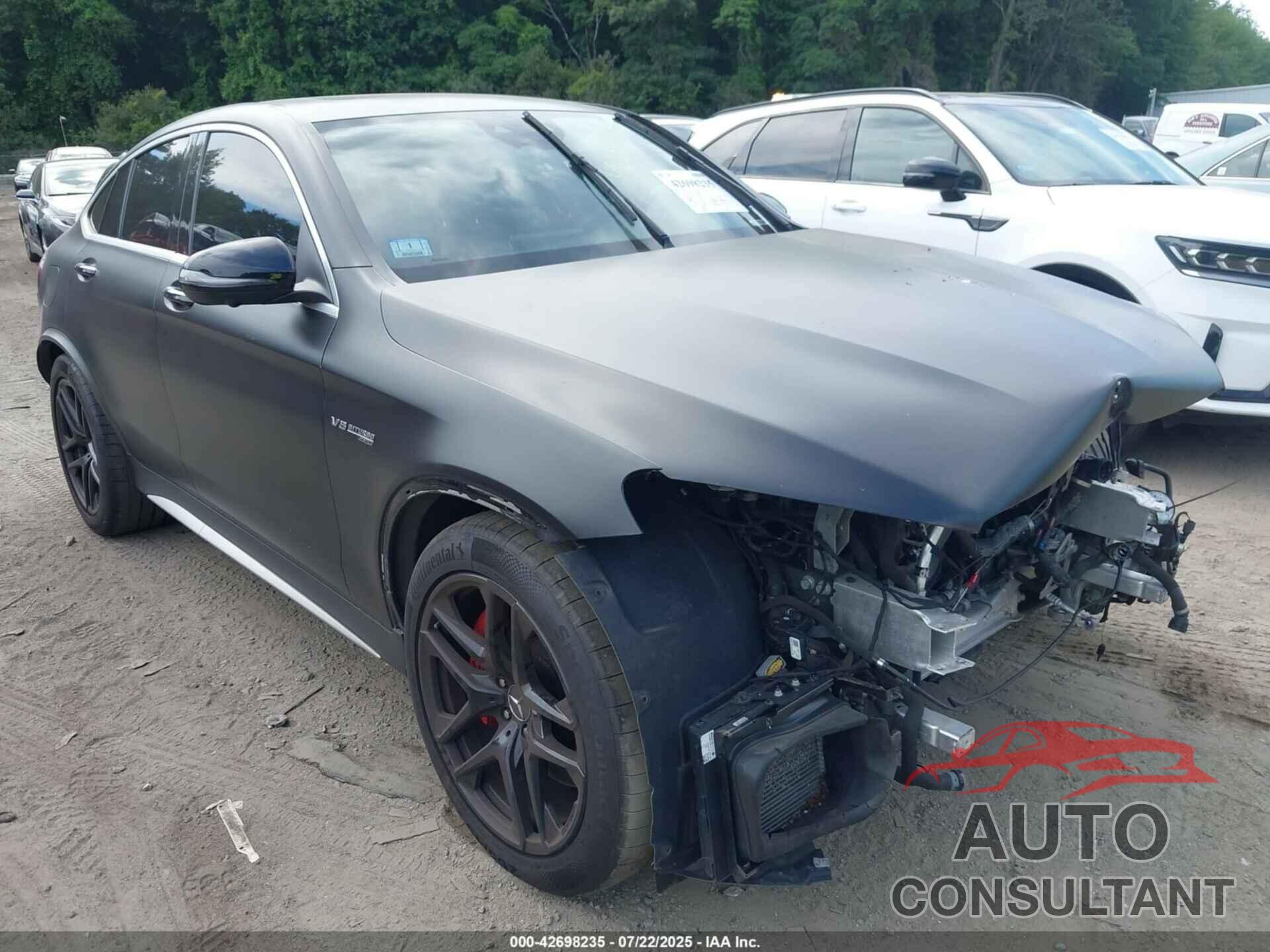 MERCEDES-BENZ AMG GLC 63 COUPE 2020 - WDC0J8KB5LF692102