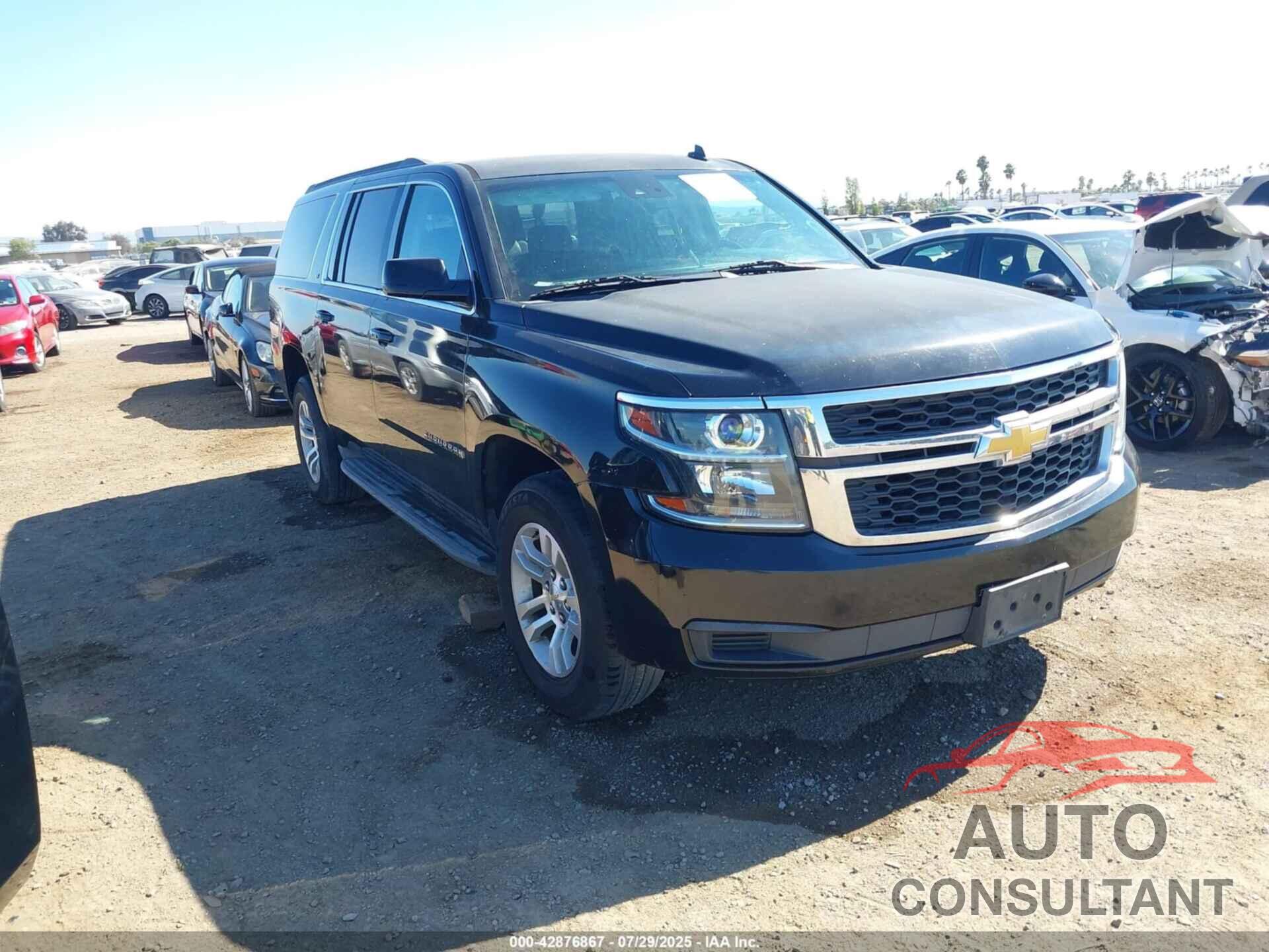 CHEVROLET SUBURBAN 1500 2015 - 1GNSKJKC7FR221848