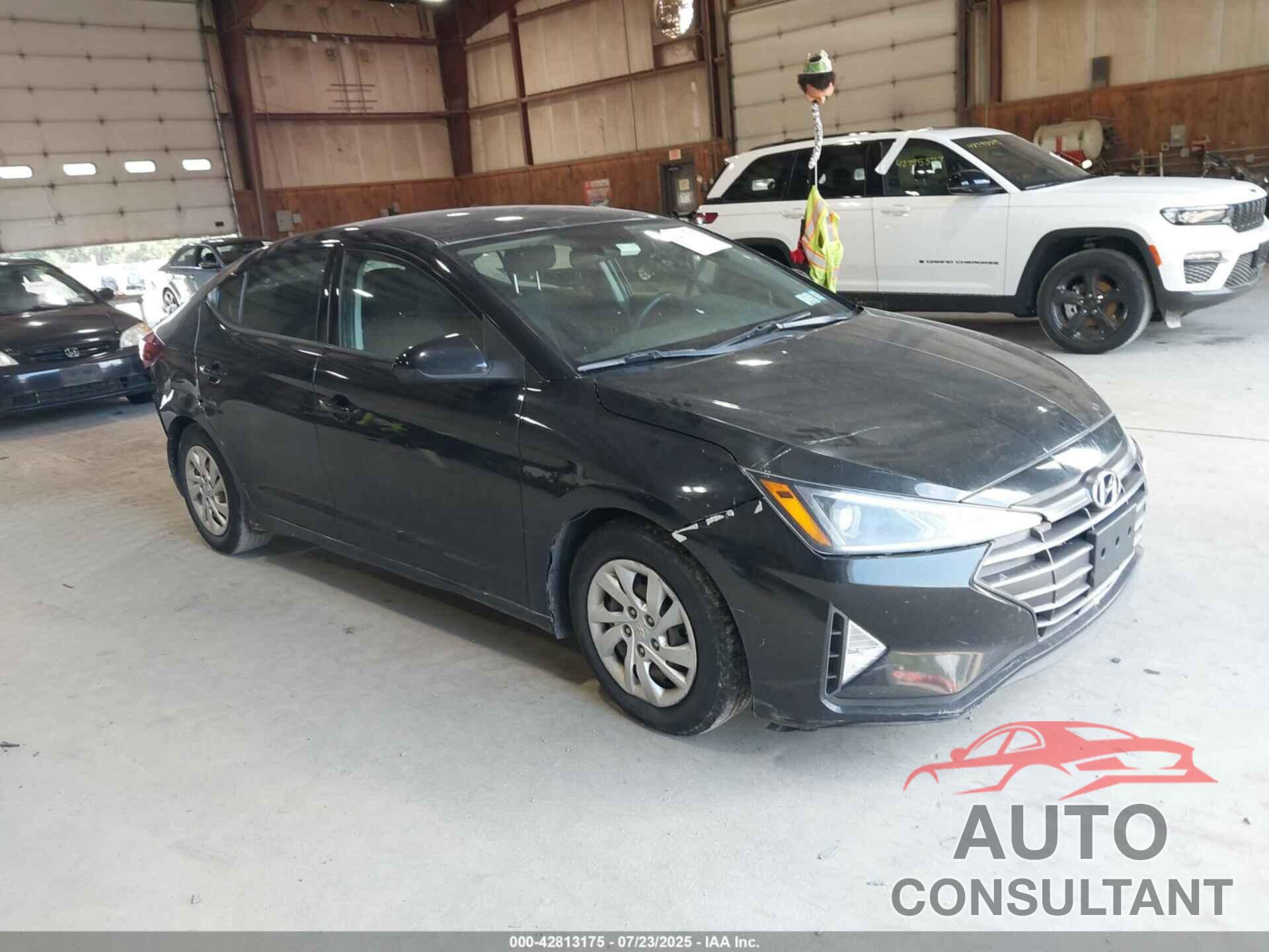HYUNDAI ELANTRA 2020 - 5NPD74LF7LH510812