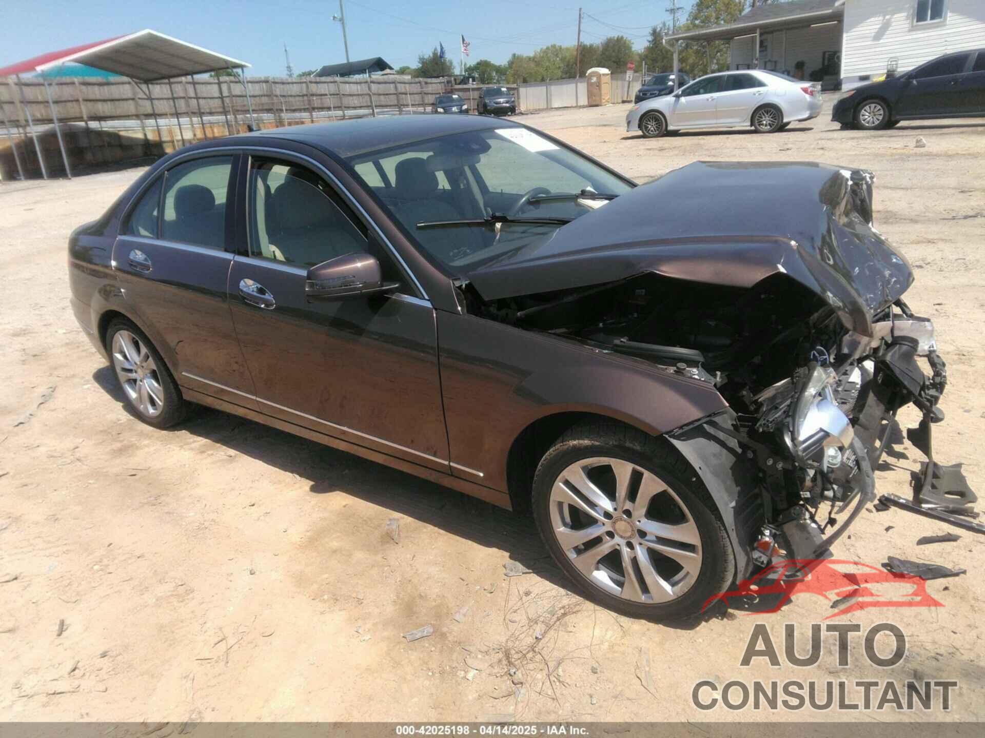 MERCEDES-BENZ C-CLASS 2014 - WDDGF4HB2EA933514