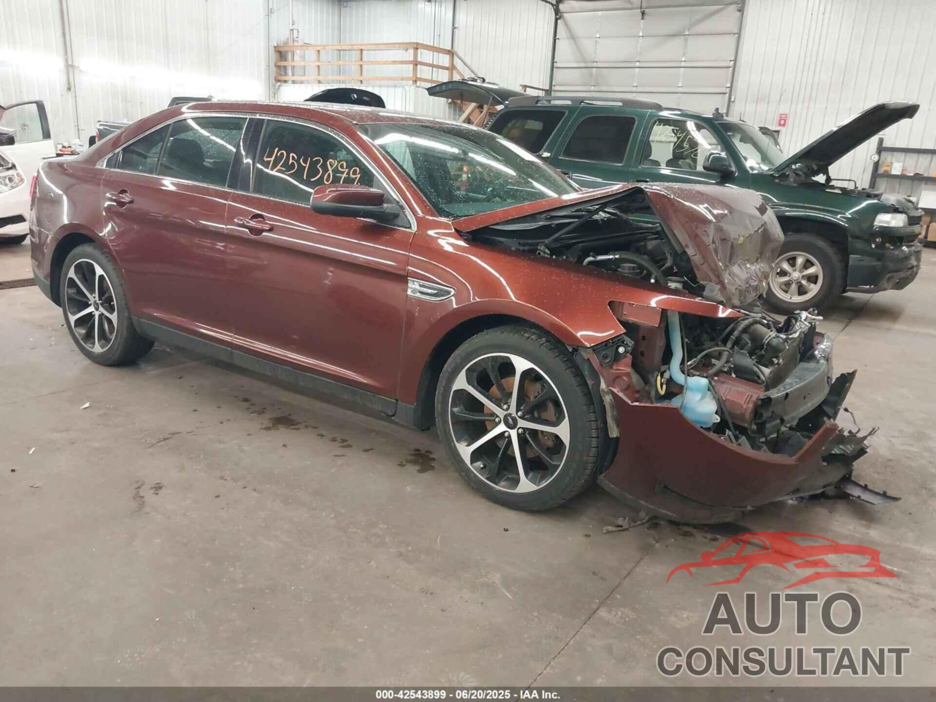 FORD TAURUS 2015 - 1FAHP2H80FG157747