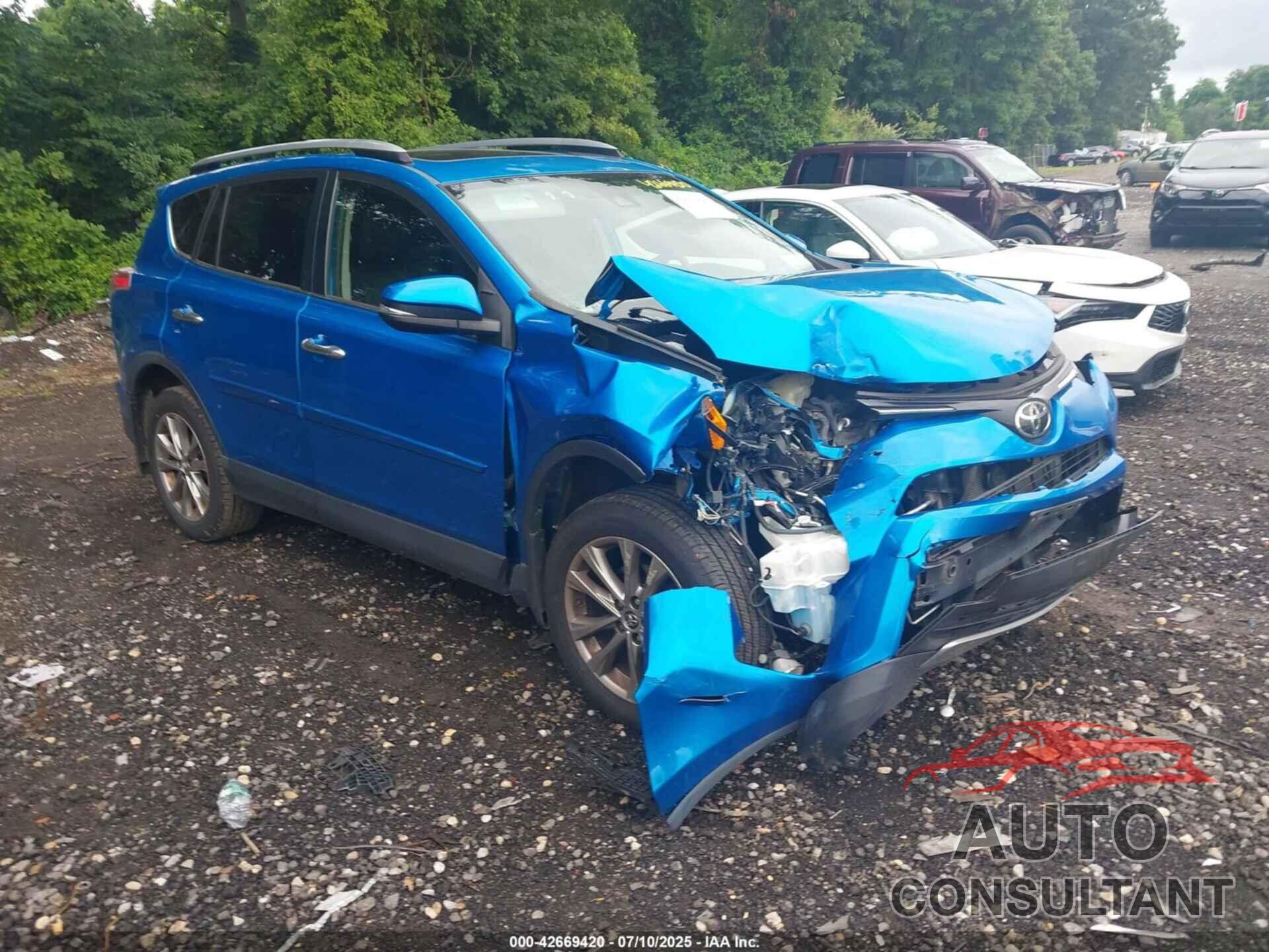 TOYOTA RAV4 2017 - JTMDFREV6HD218845