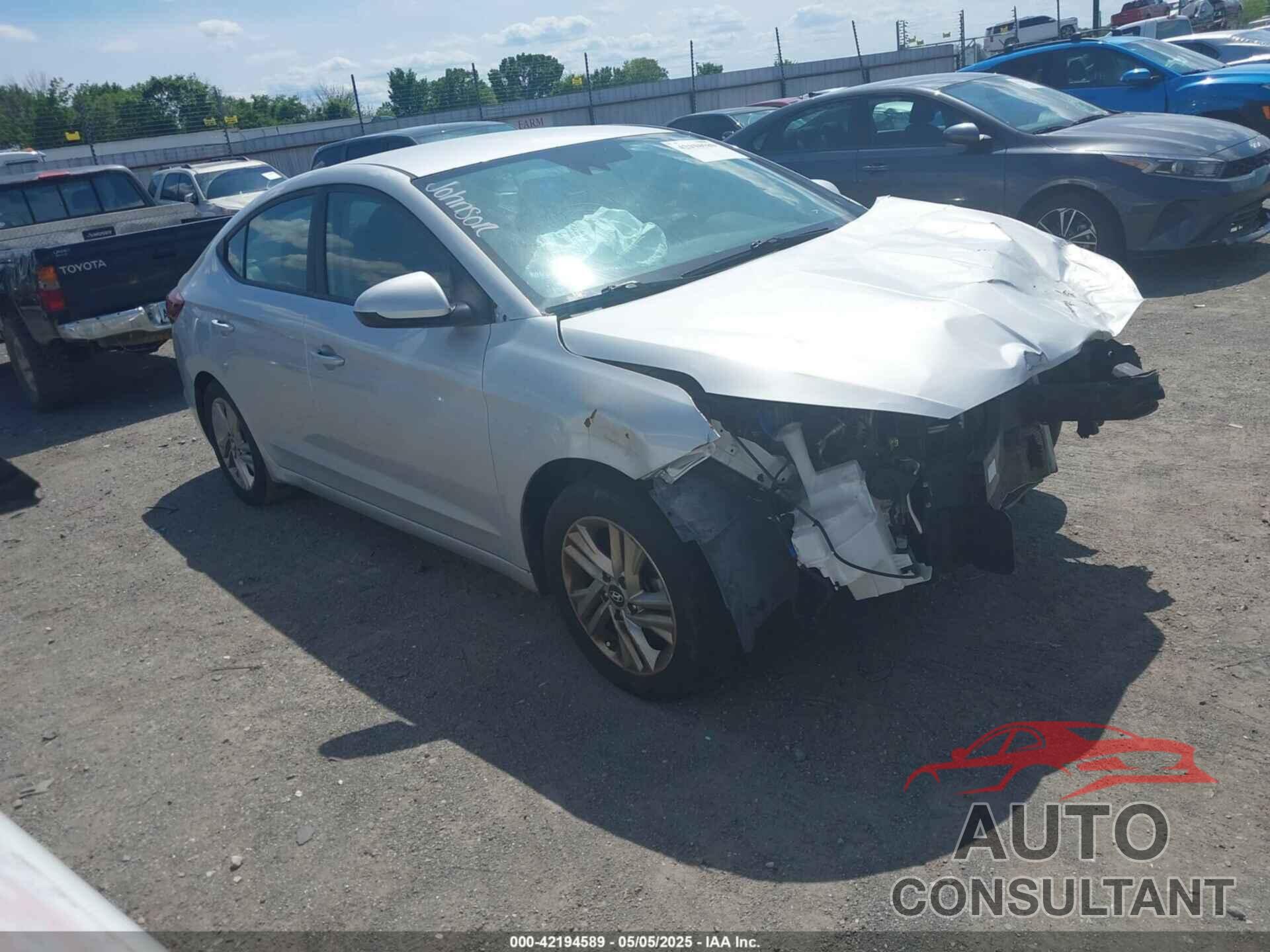 HYUNDAI ELANTRA 2019 - 5NPD84LF7KH459775