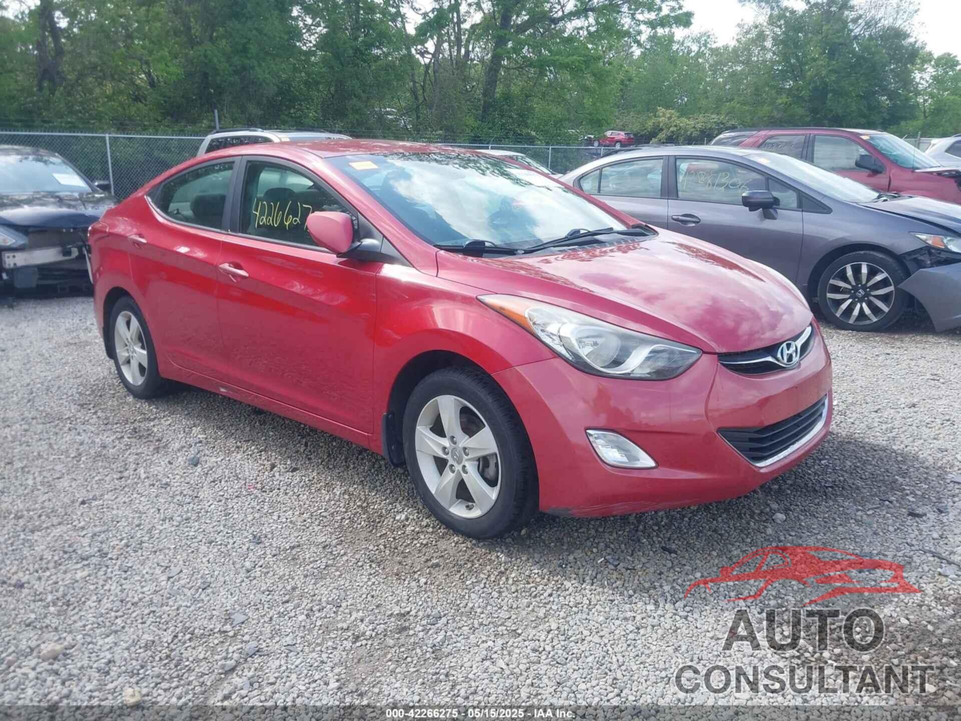 HYUNDAI ELANTRA 2013 - KMHDH4AE2DU947739