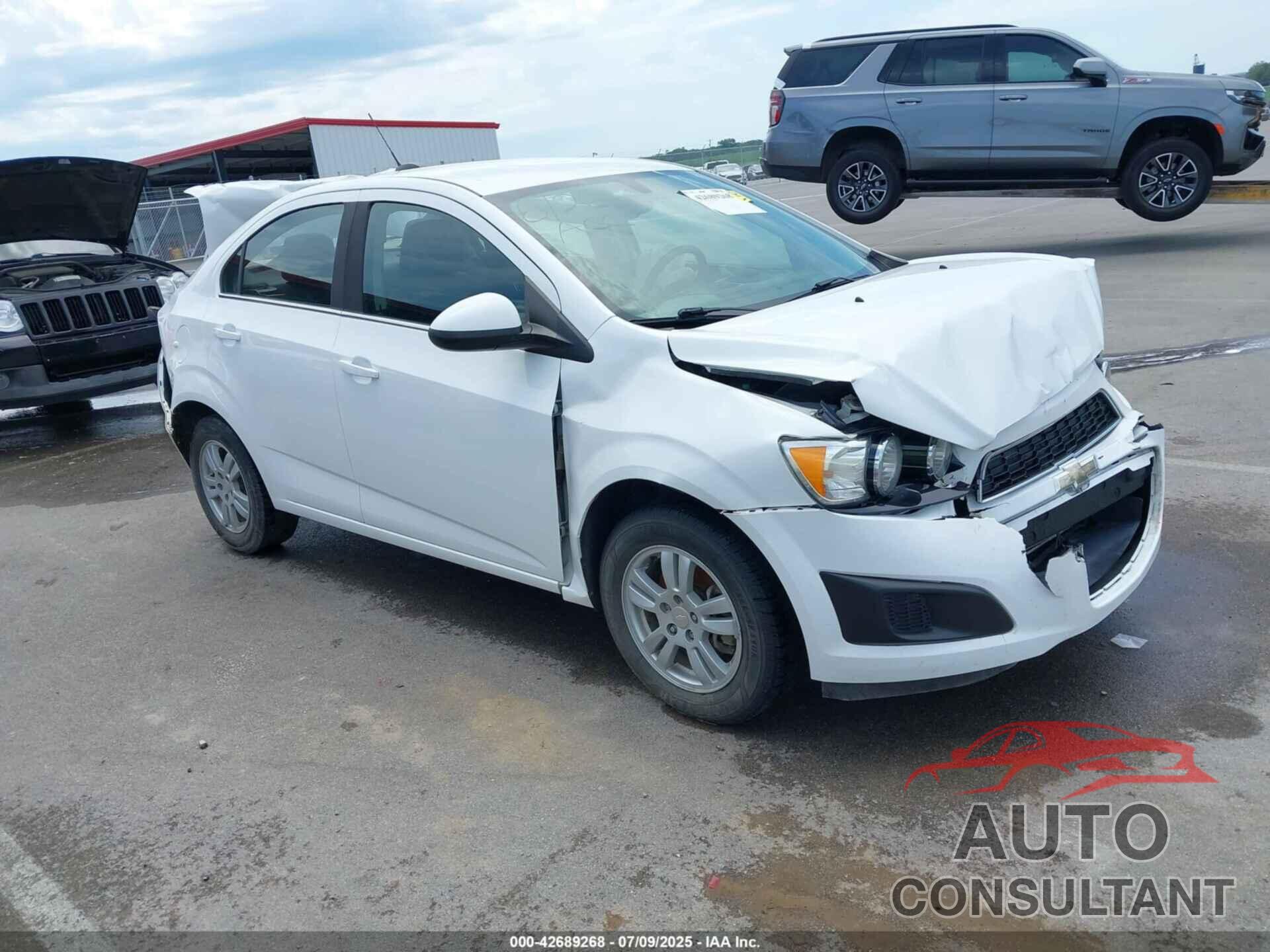 CHEVROLET SONIC 2016 - 1G1JC5SH1G4137018