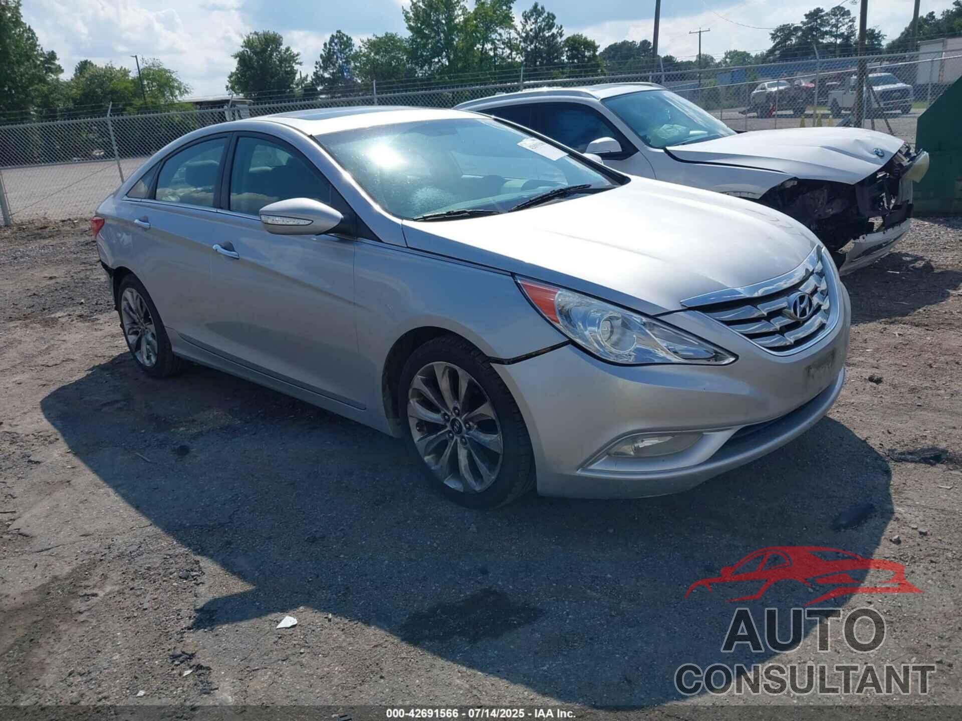 HYUNDAI SONATA 2011 - 5NPEC4AB1BH224355