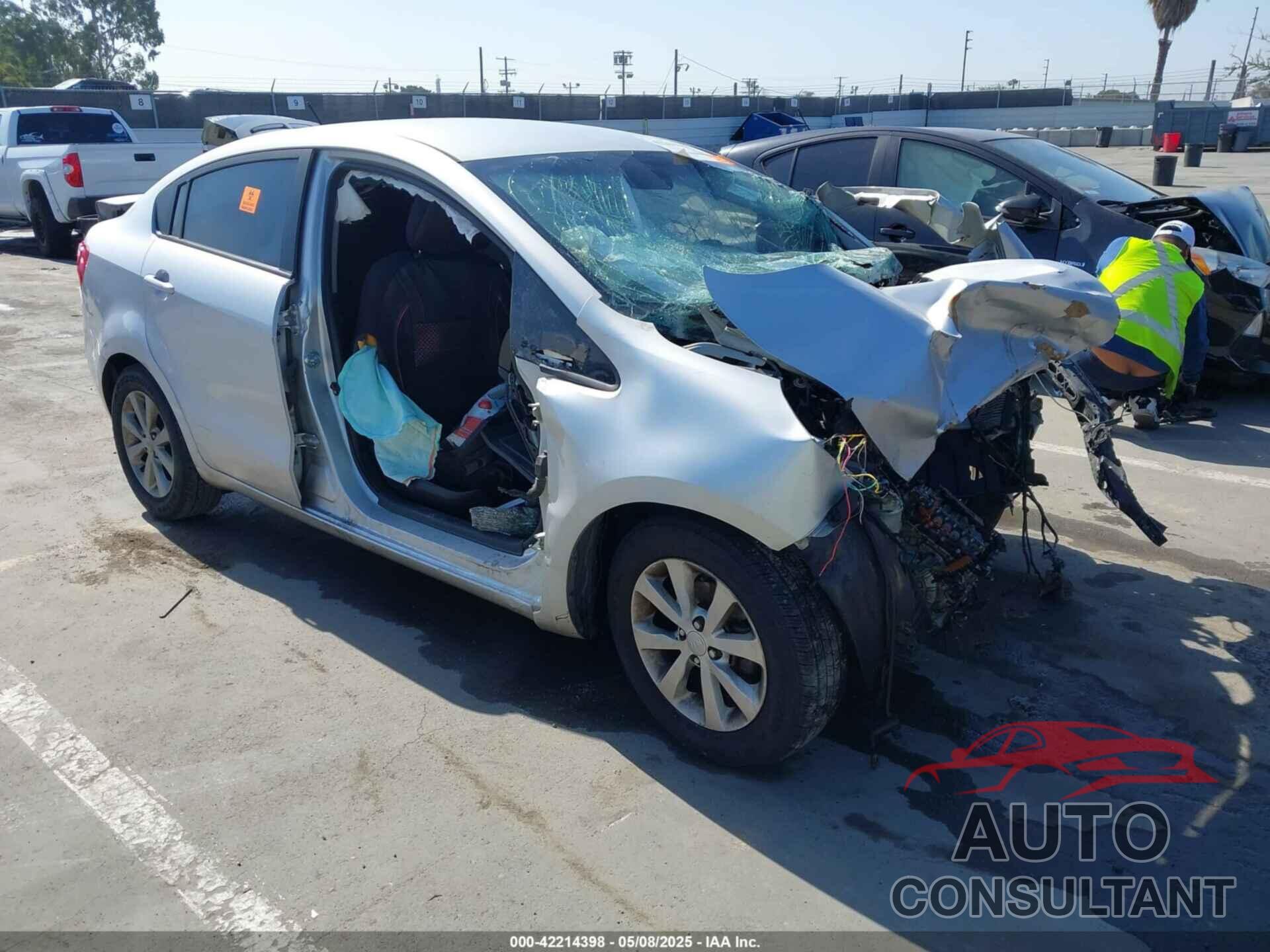 KIA RIO 2013 - KNADN4A35D6245928