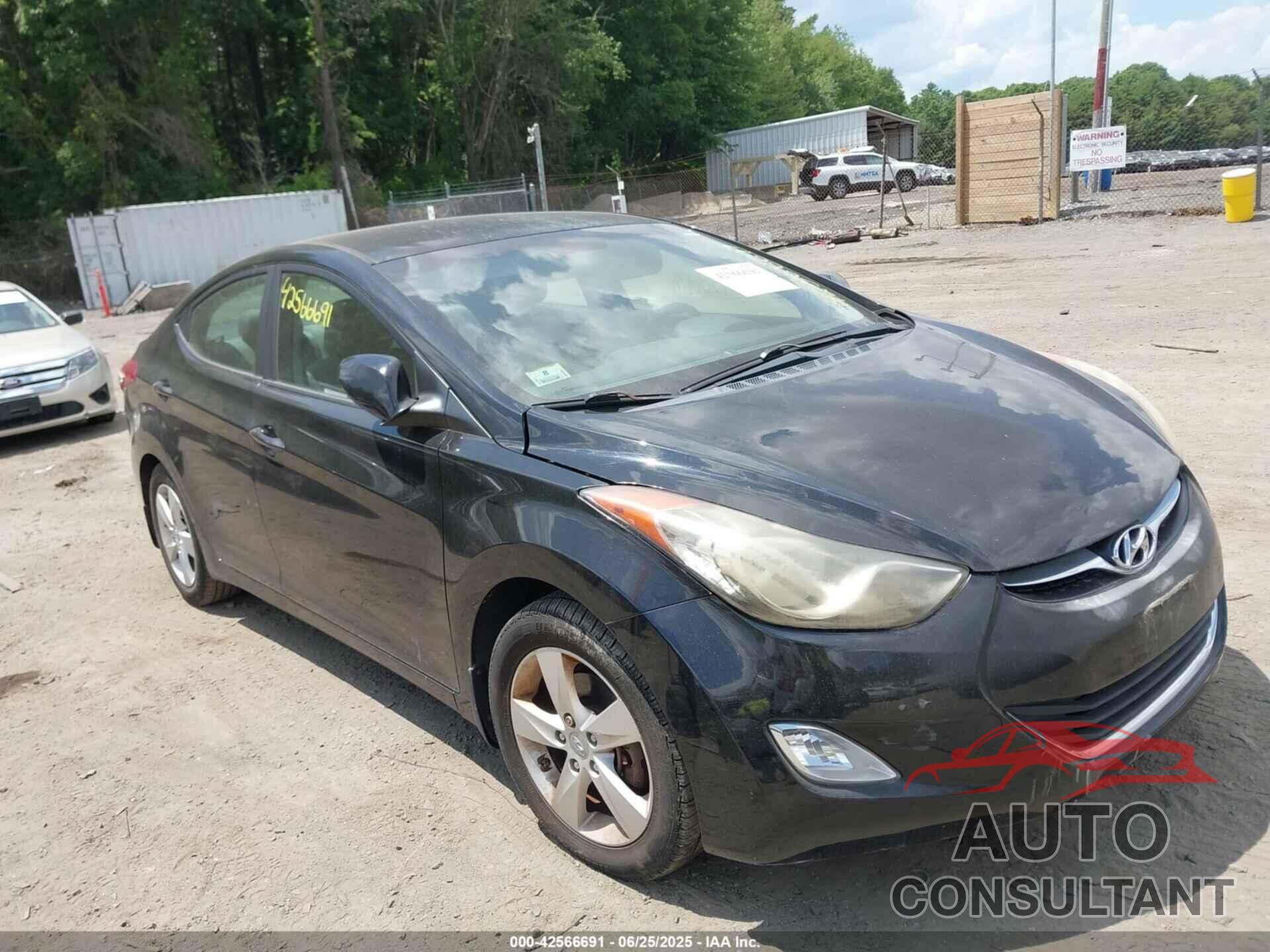 HYUNDAI ELANTRA 2013 - KMHDH4AE3DU506282