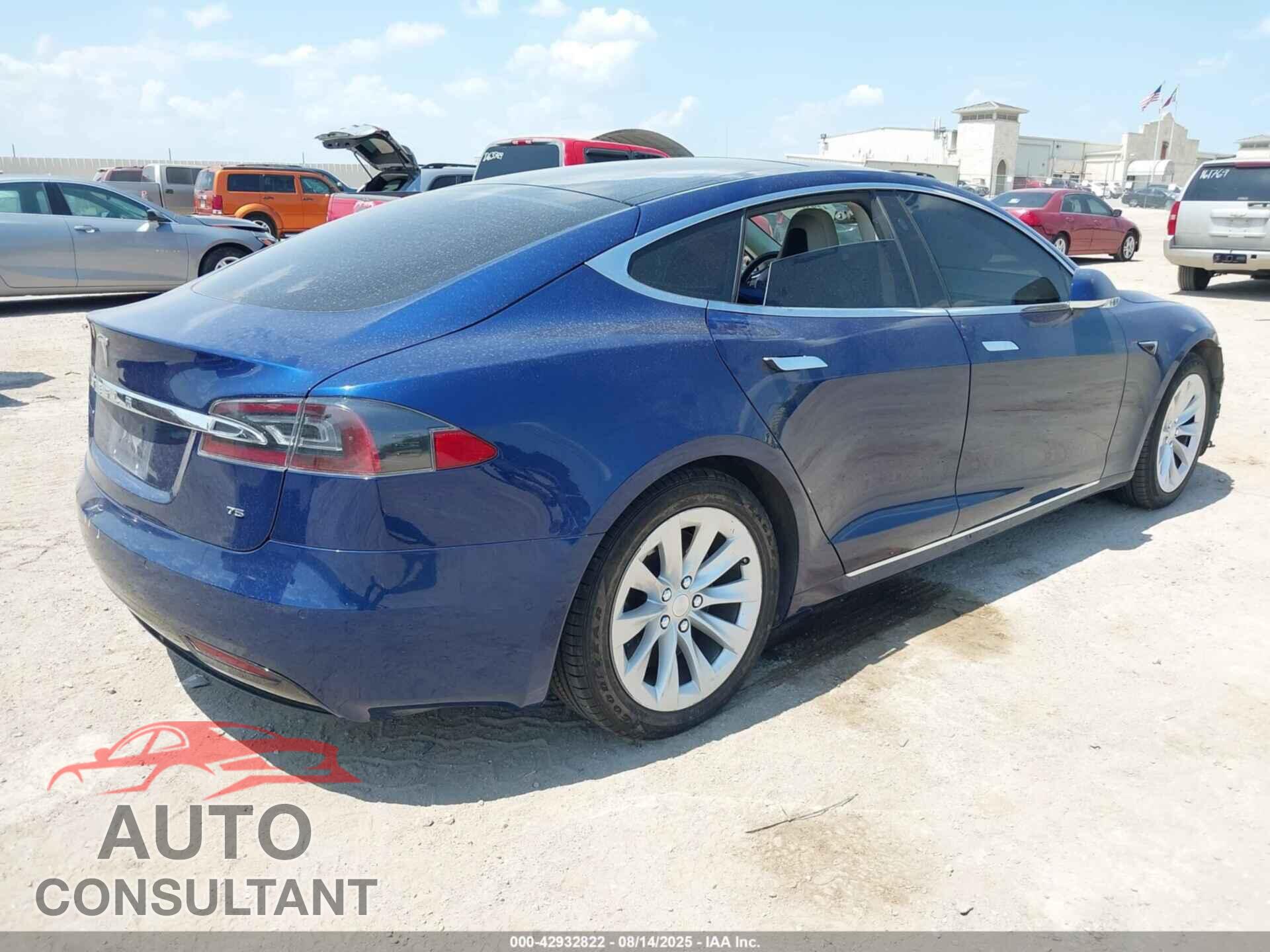 TESLA MODEL S 2017 - 5YJSA1E10HF215517
