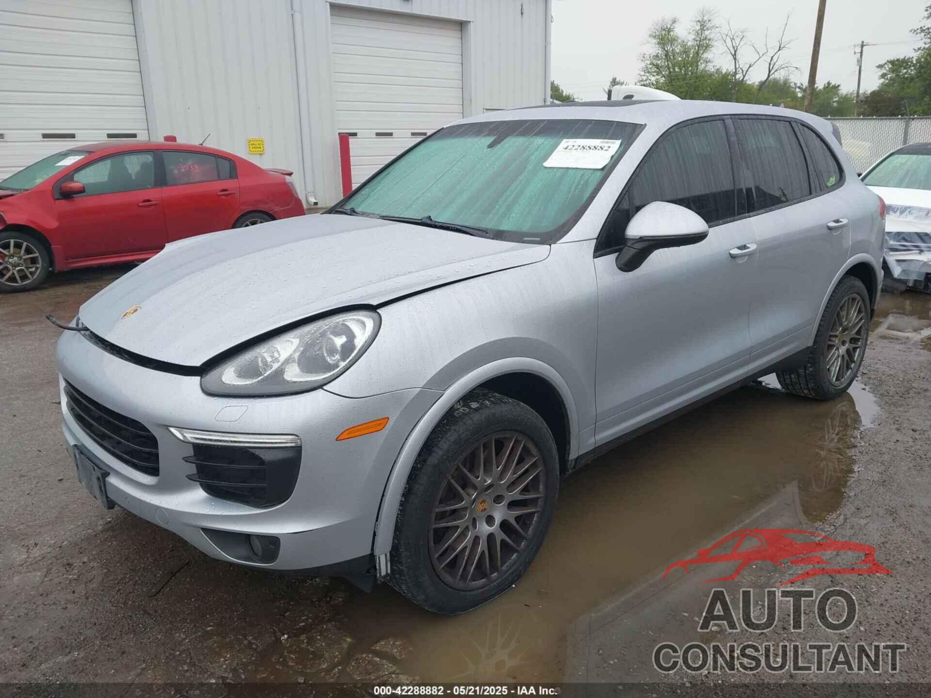 PORSCHE CAYENNE 2017 - WP1AA2A25HKA80522
