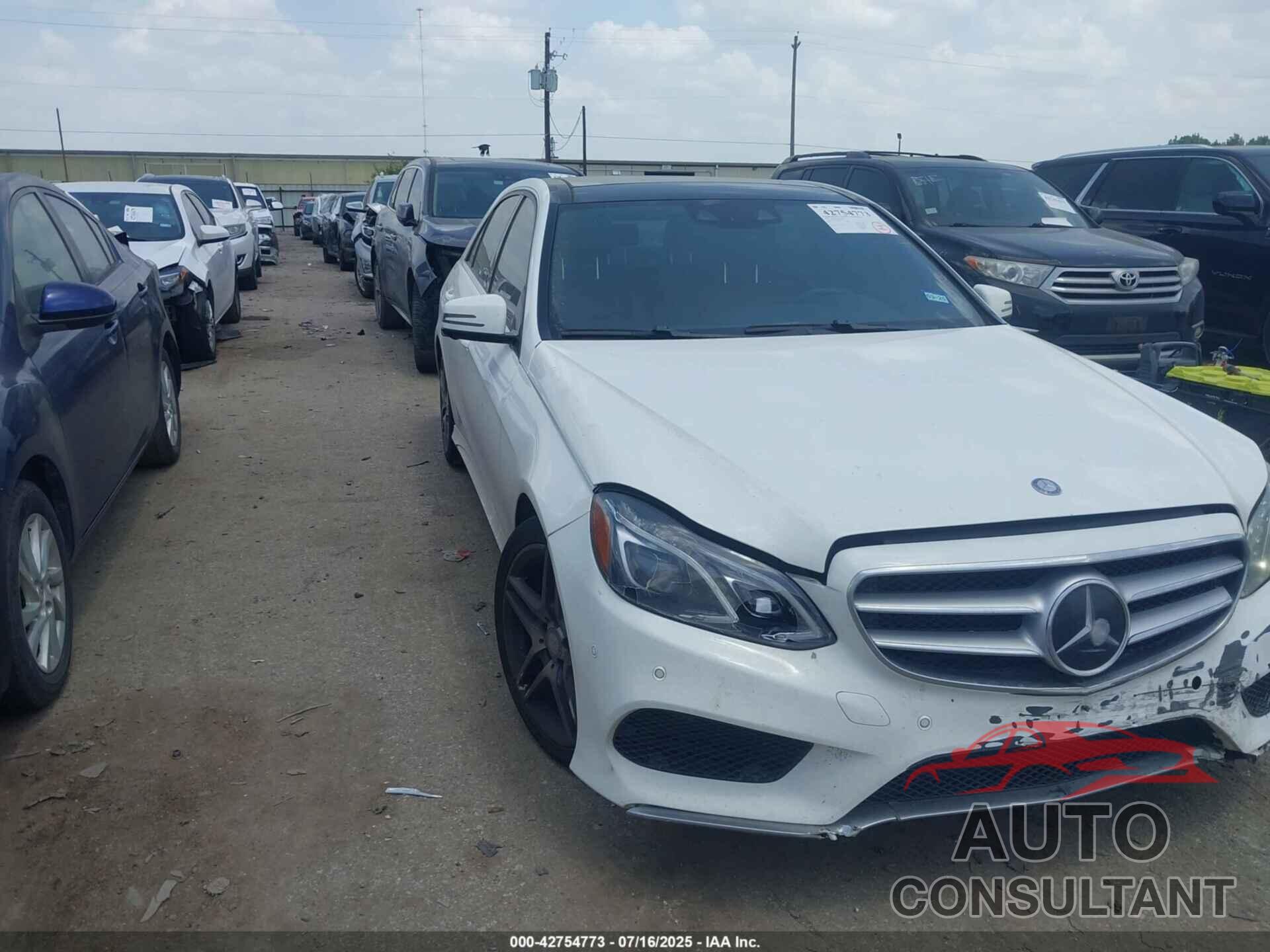 MERCEDES-BENZ E 350 2014 - WDDHF5KB1EB016481