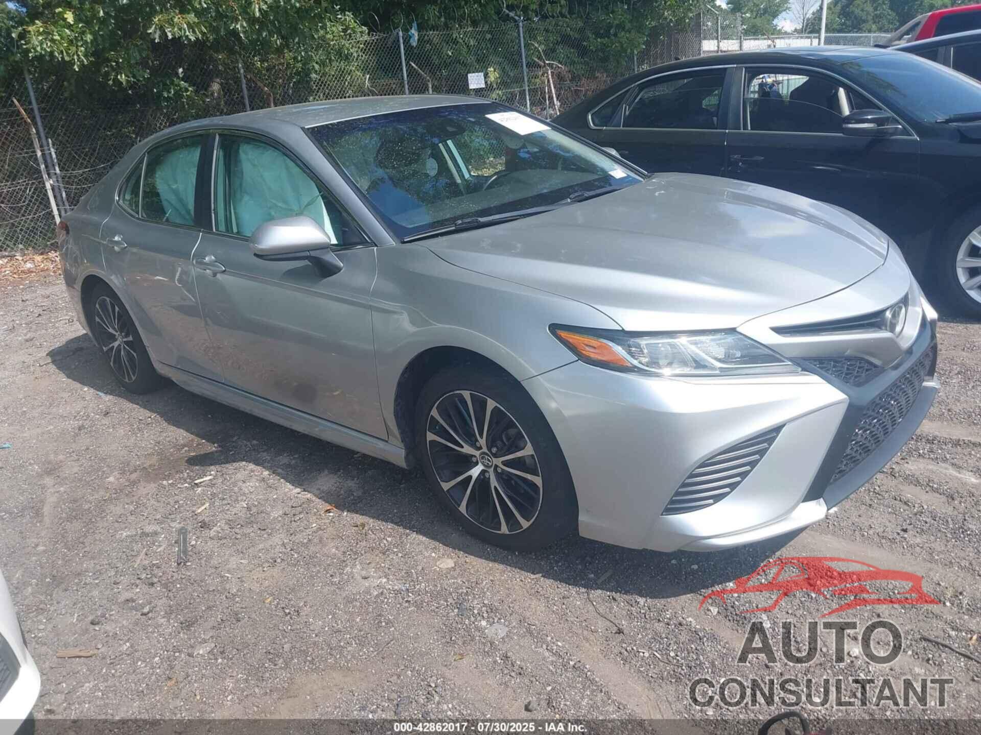 TOYOTA CAMRY 2019 - 4T1B11HK3KU810411