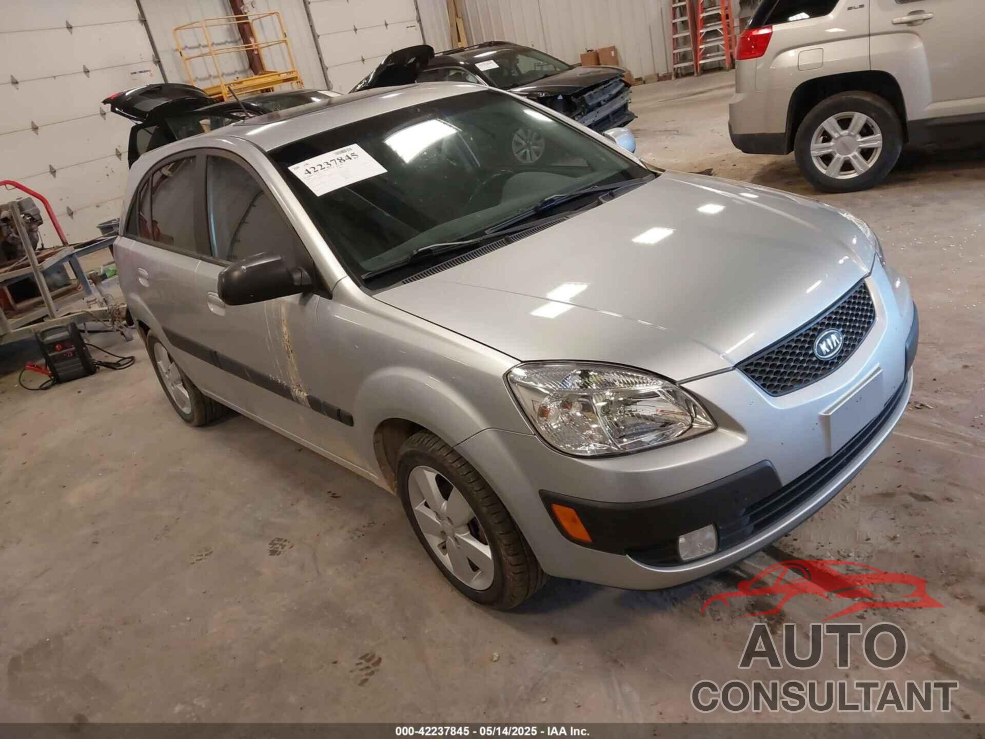 KIA RIO5 2009 - KNADE243096570901