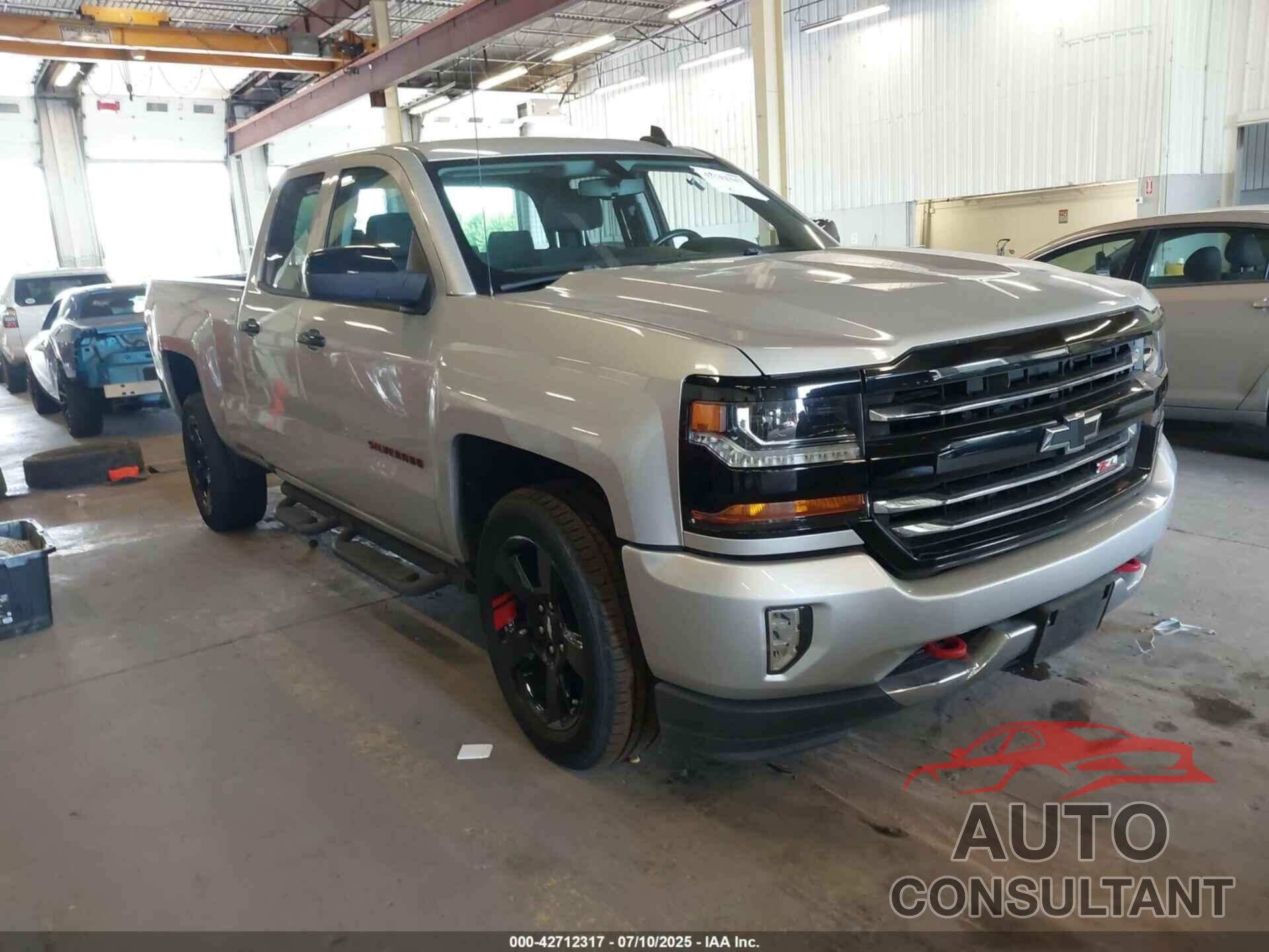 CHEVROLET SILVERADO 1500 2017 - 1GCVKREC0HZ366782