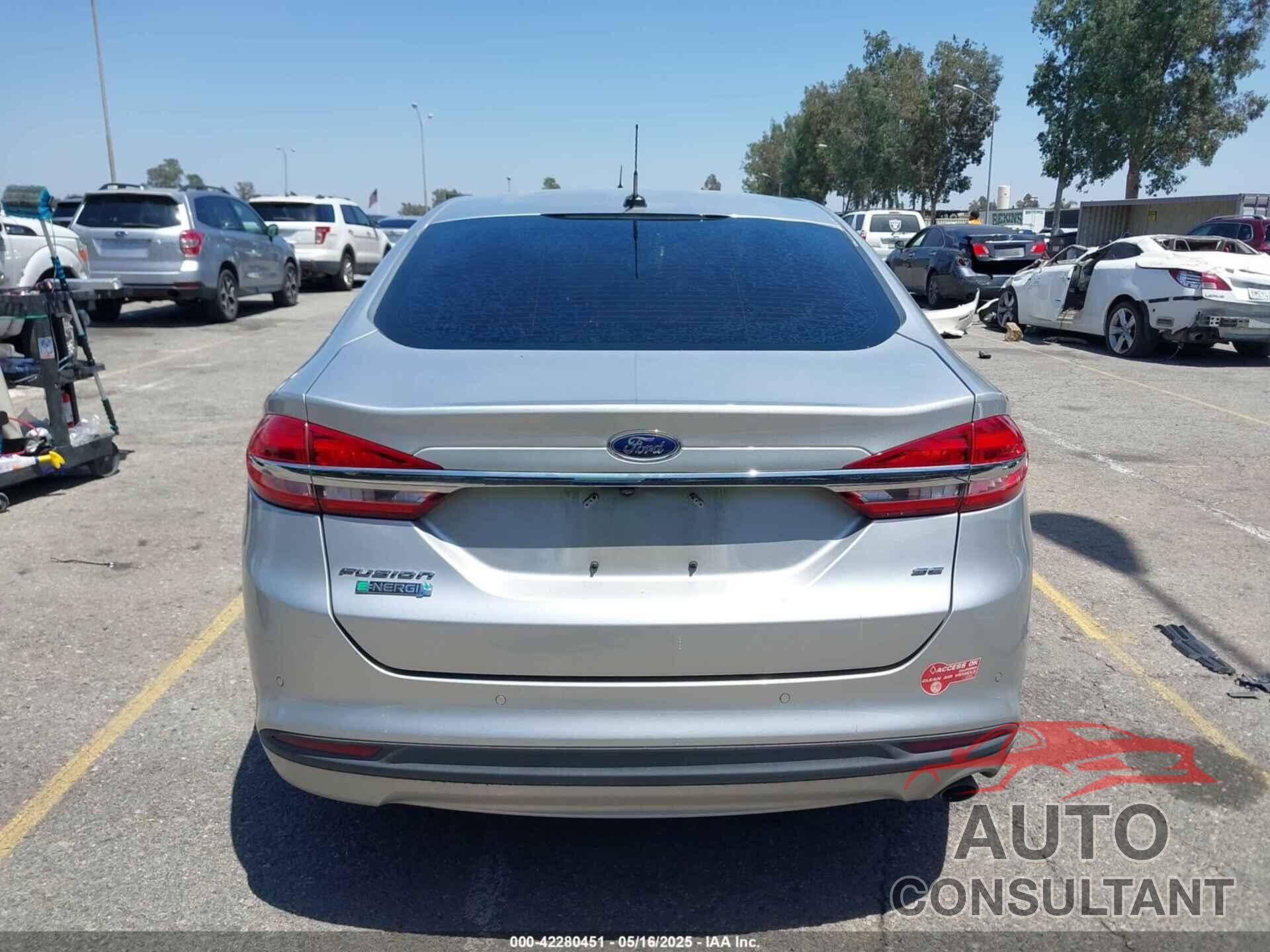 FORD FUSION ENERGI 2018 - 3FA6P0PU9JR187261