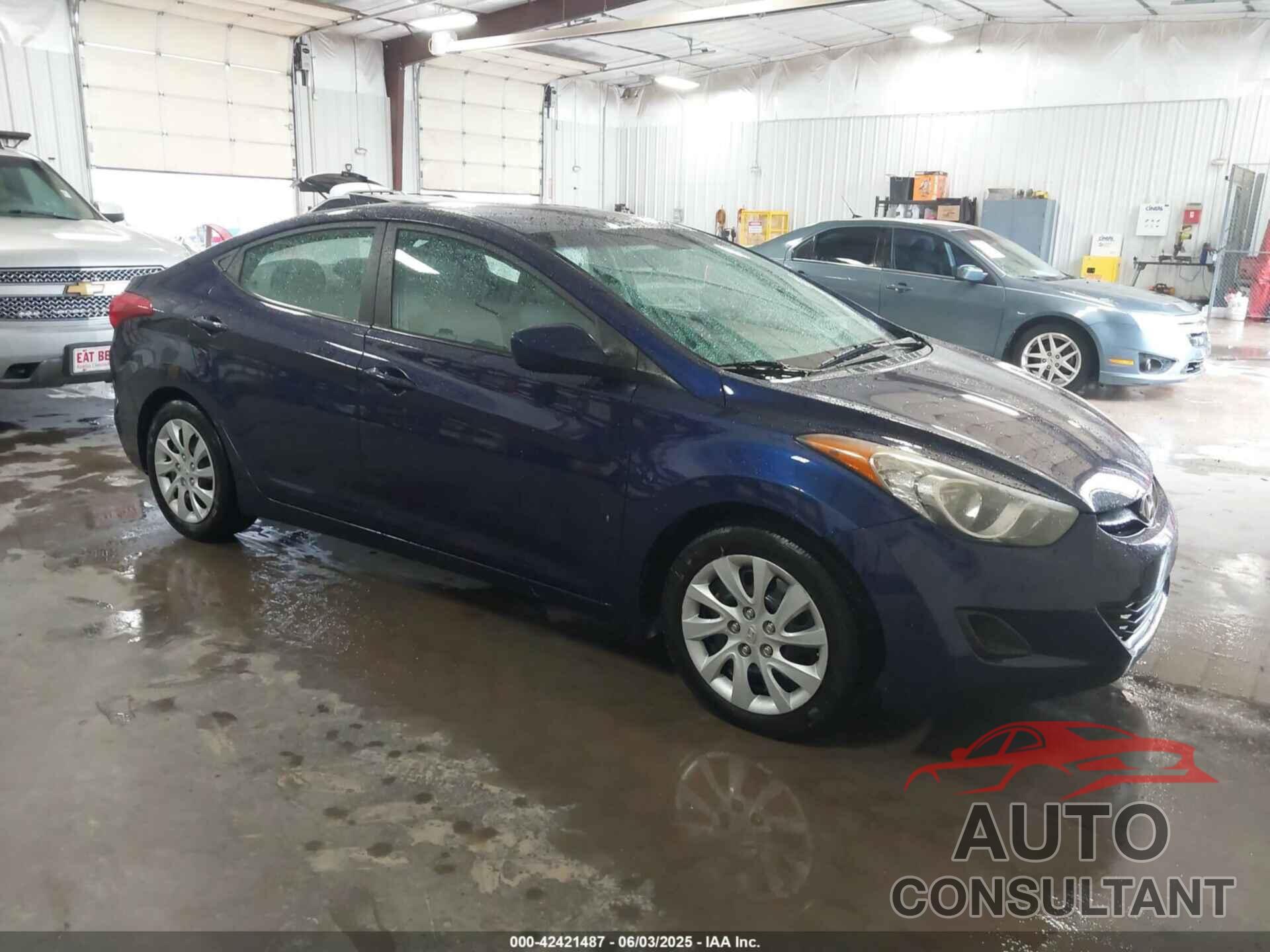 HYUNDAI ELANTRA 2012 - 5NPDH4AE9CH128255