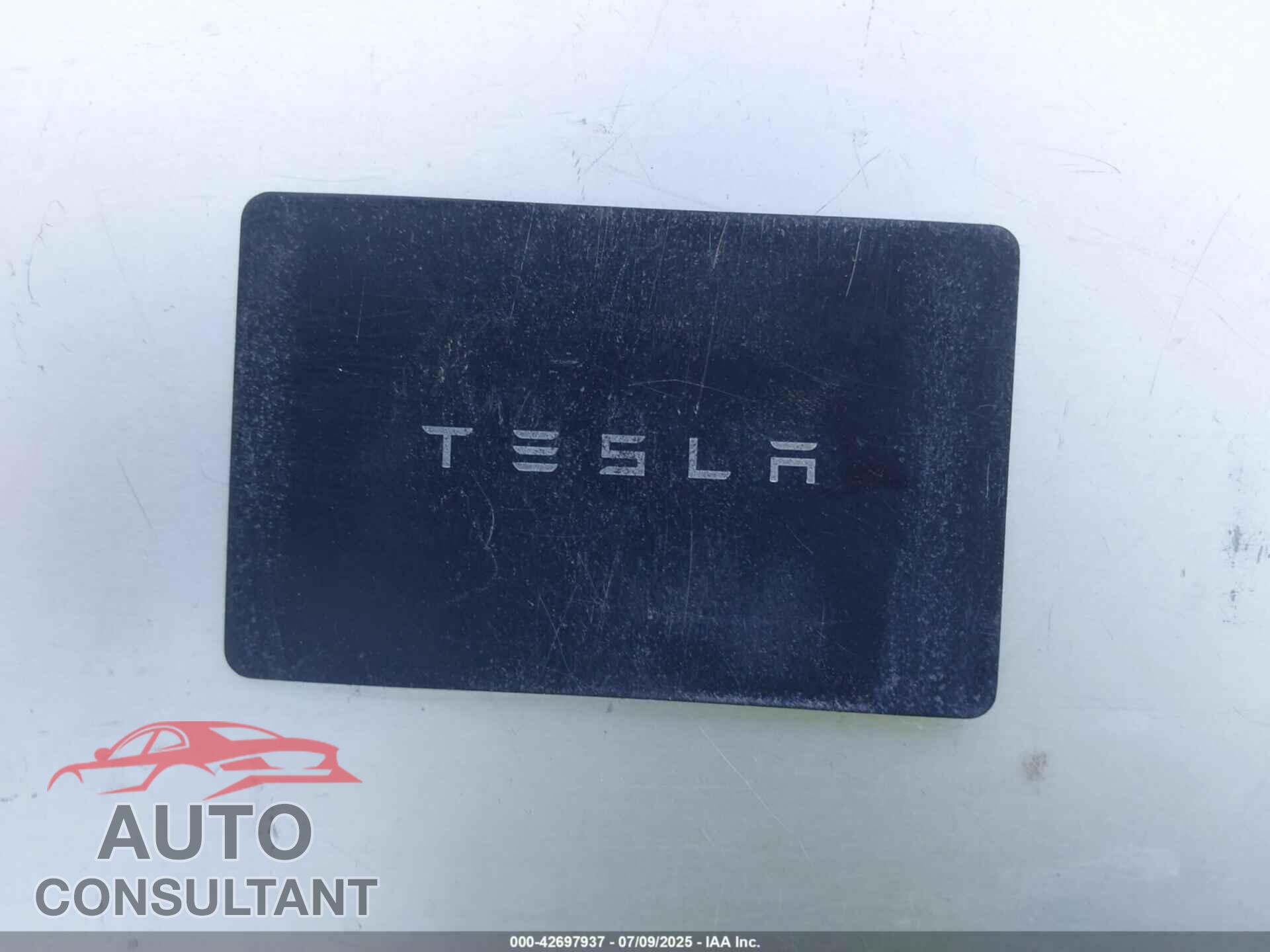 TESLA MODEL 3 2020 - 5YJ3E1EA0LF738022