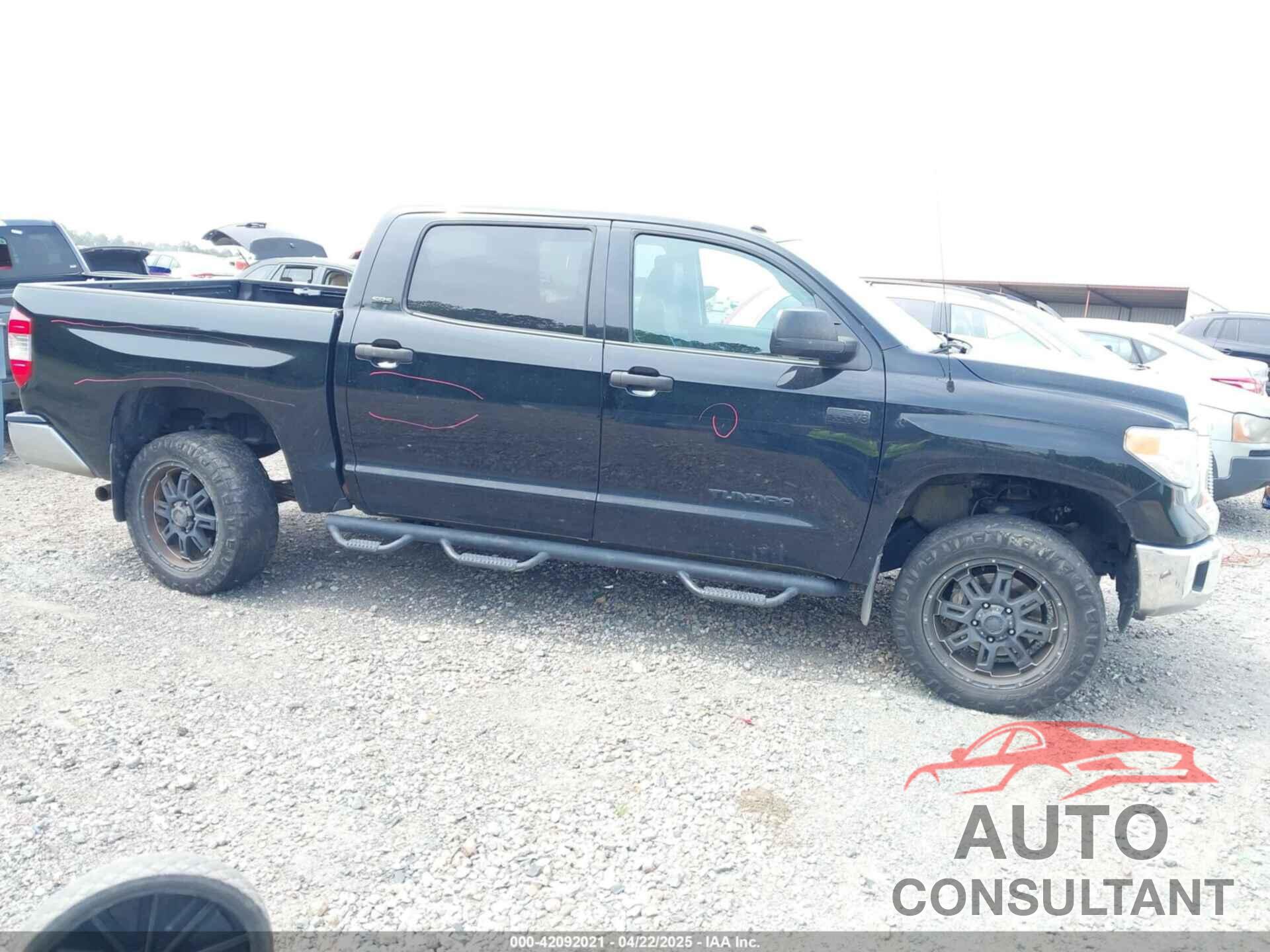 TOYOTA TUNDRA 2016 - 5TFDW5F10GX572250