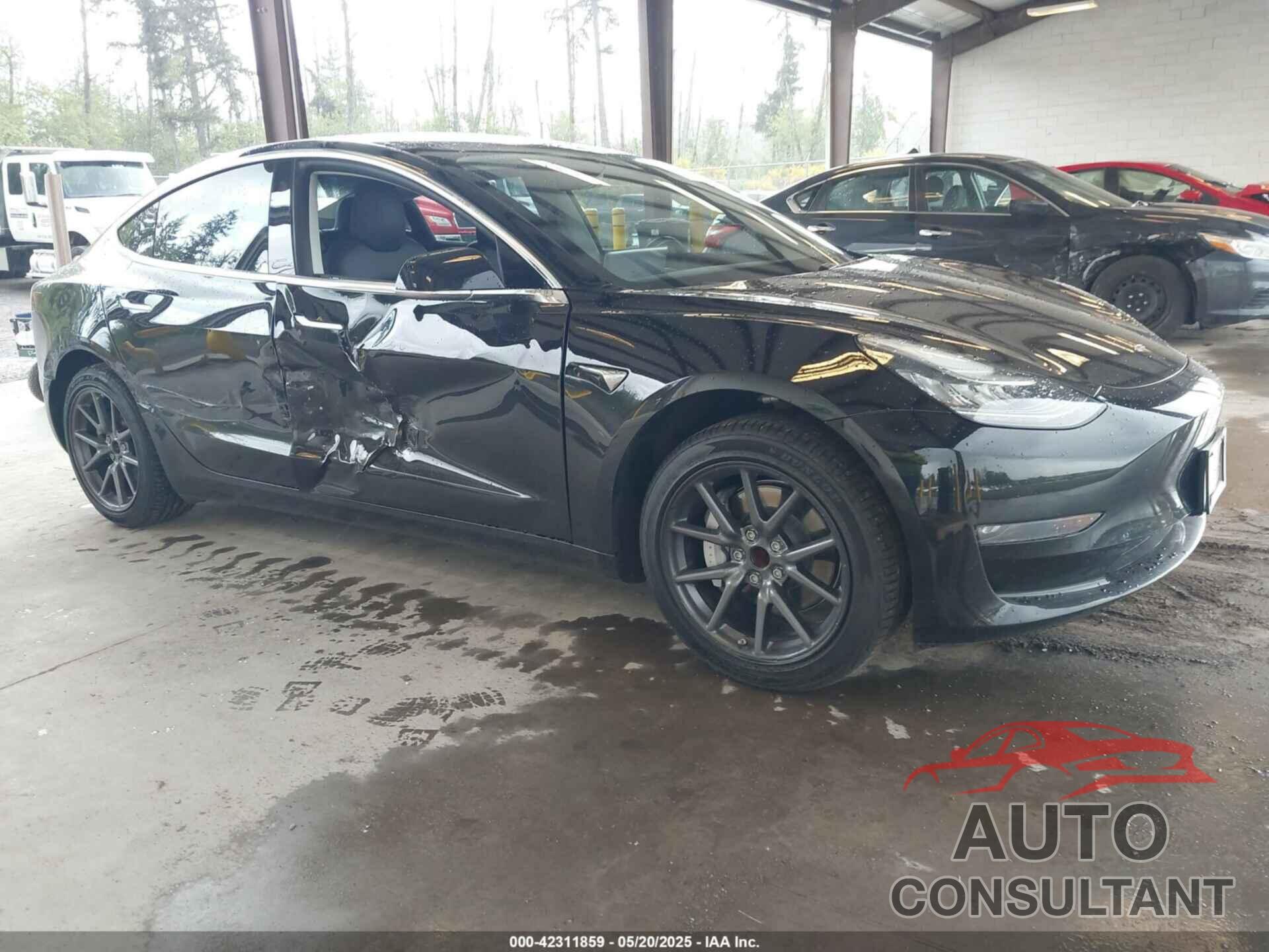 TESLA MODEL 3 2018 - 5YJ3E1EA4JF098376