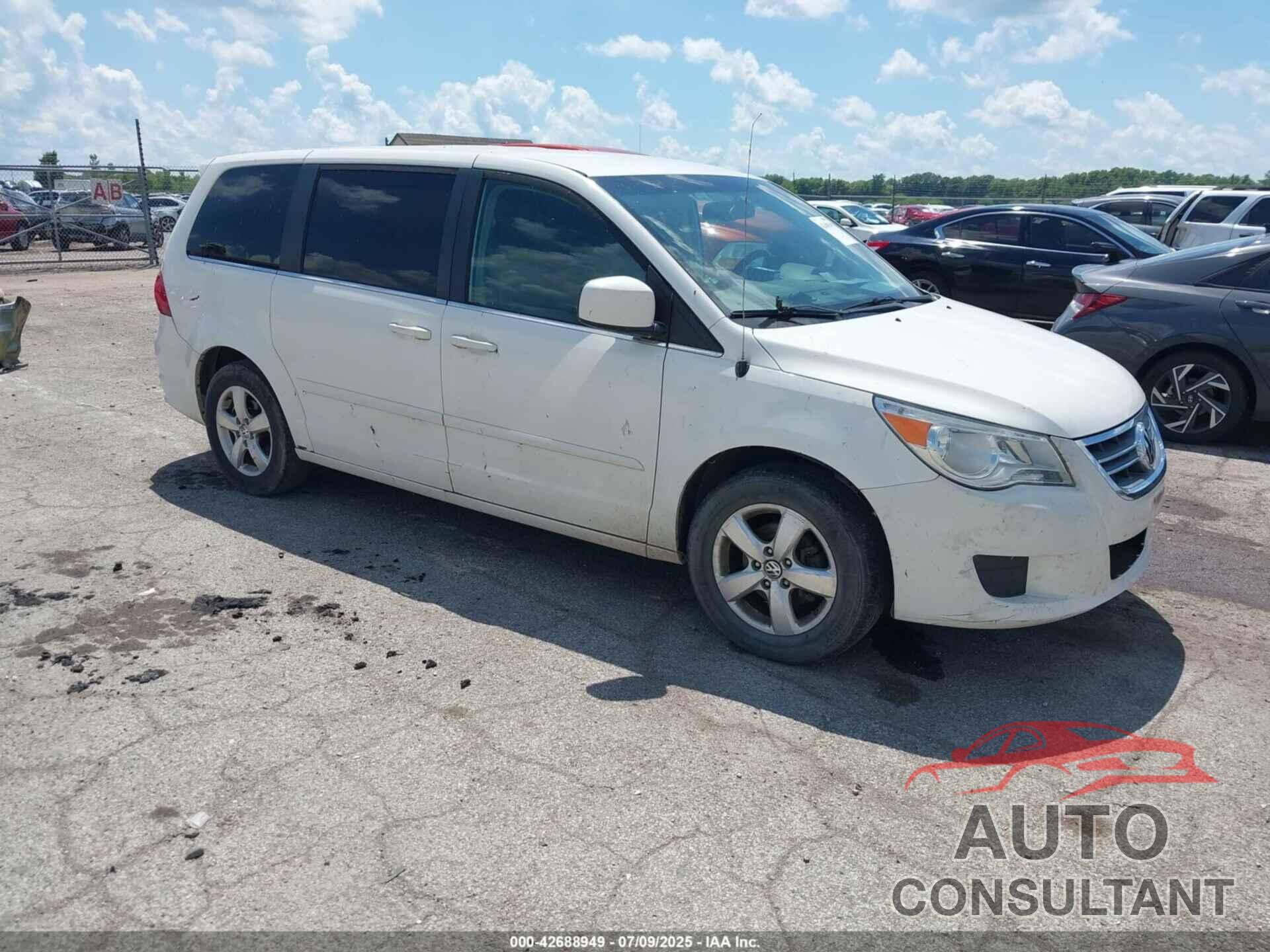 VOLKSWAGEN ROUTAN 2009 - 2V8HW54X09R503329