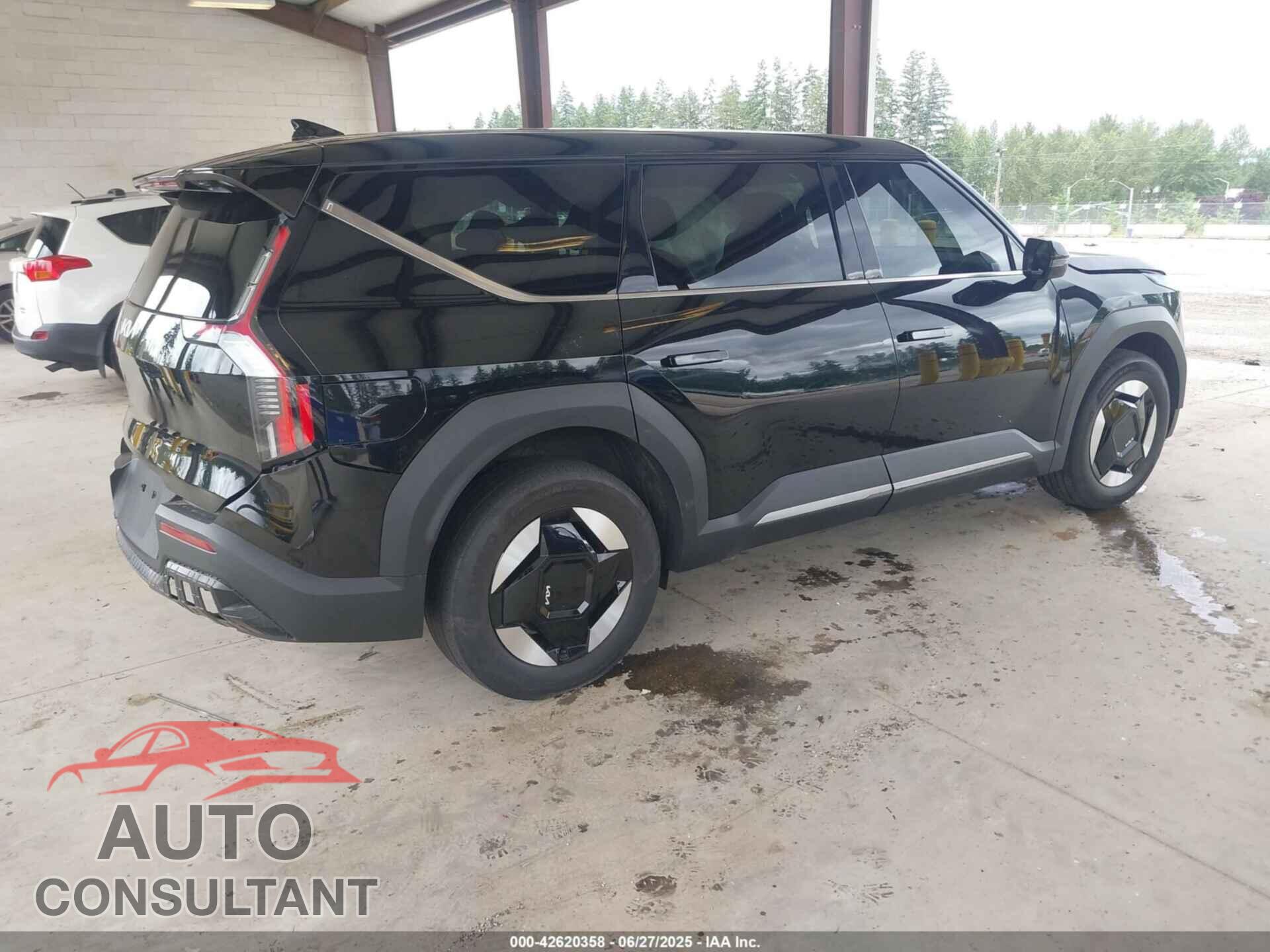 KIA EV9 2024 - KNDAA5S26R6037657