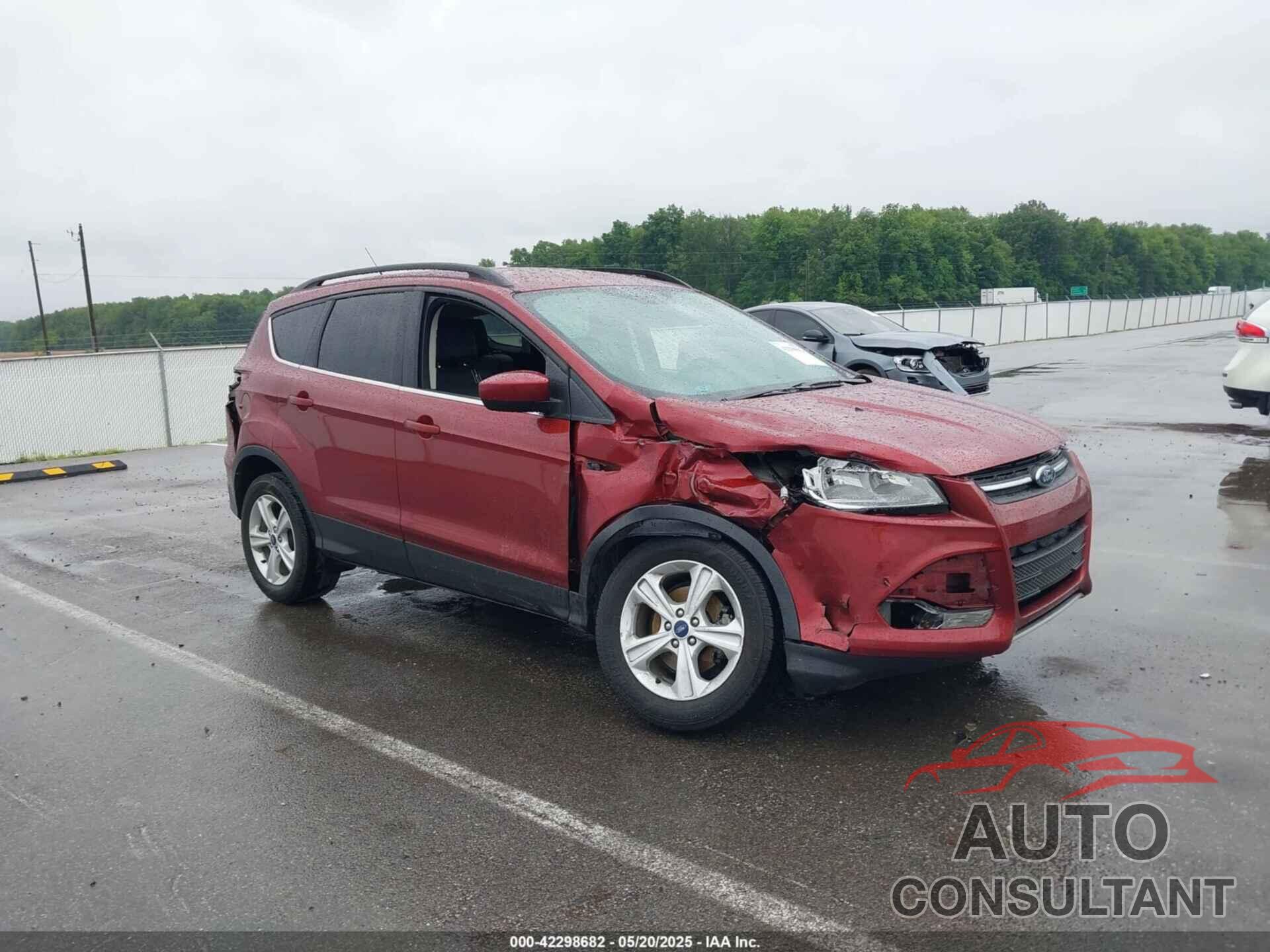 FORD ESCAPE 2015 - 1FMCU0GX4FUC23188
