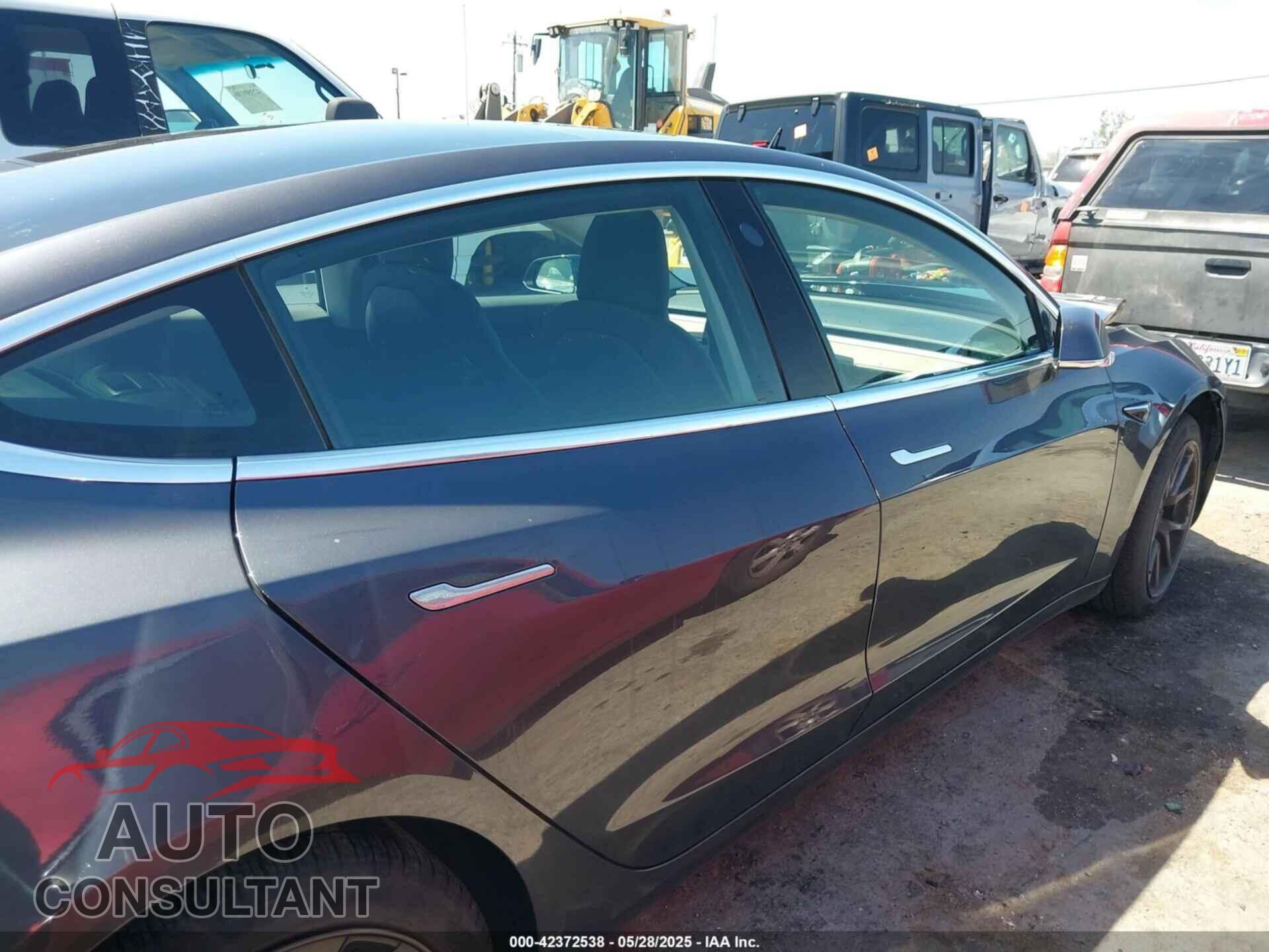 TESLA MODEL 3 2018 - 5YJ3E1EA3JF123798