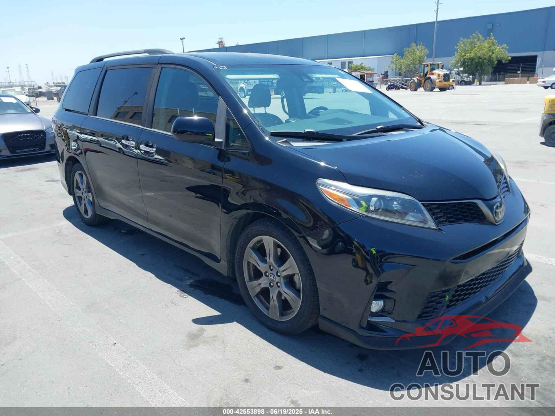 TOYOTA SIENNA 2019 - 5TDXZ3DC9KS986994