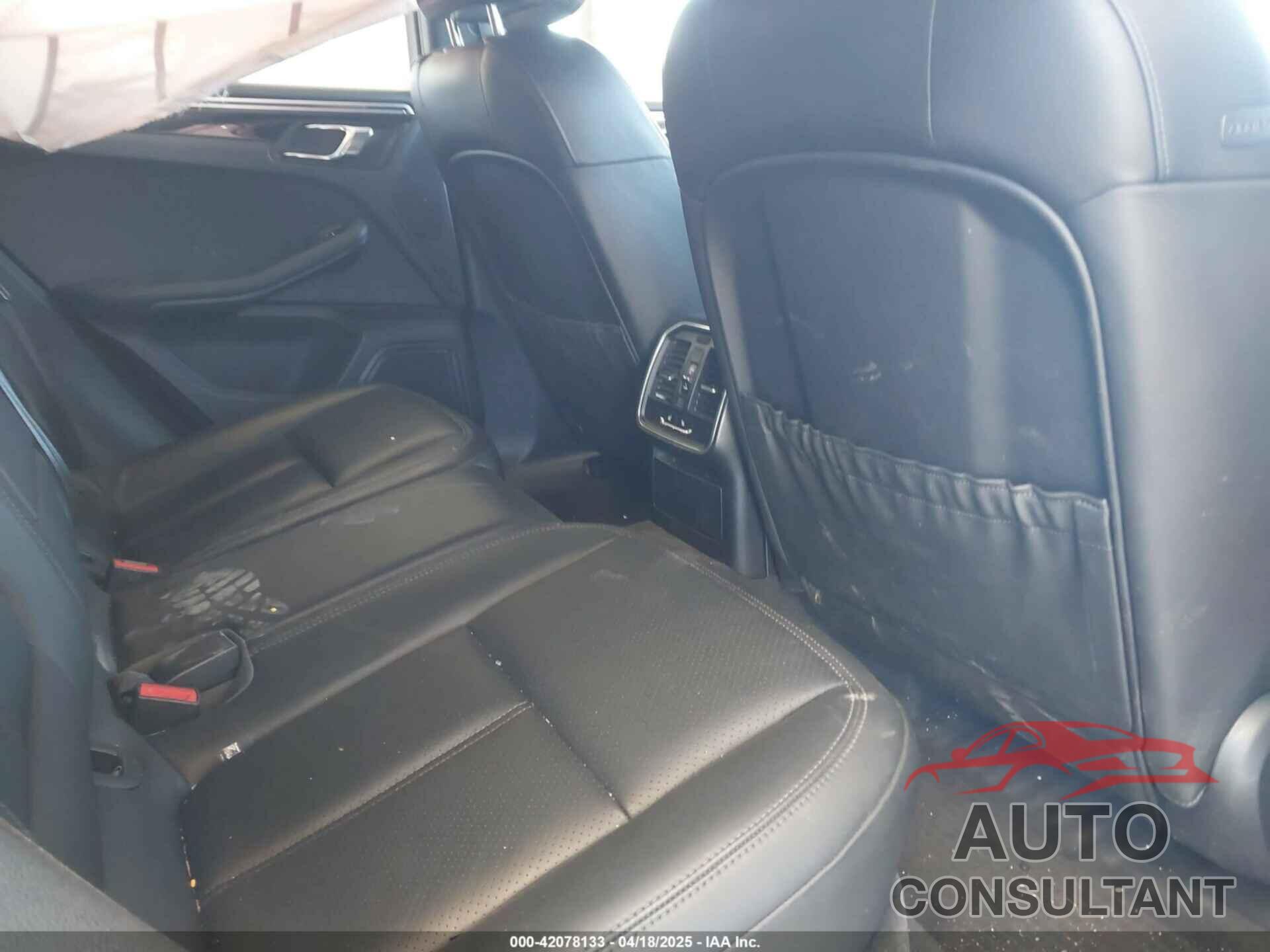 PORSCHE MACAN 2016 - WP1AB2A52GLB53197