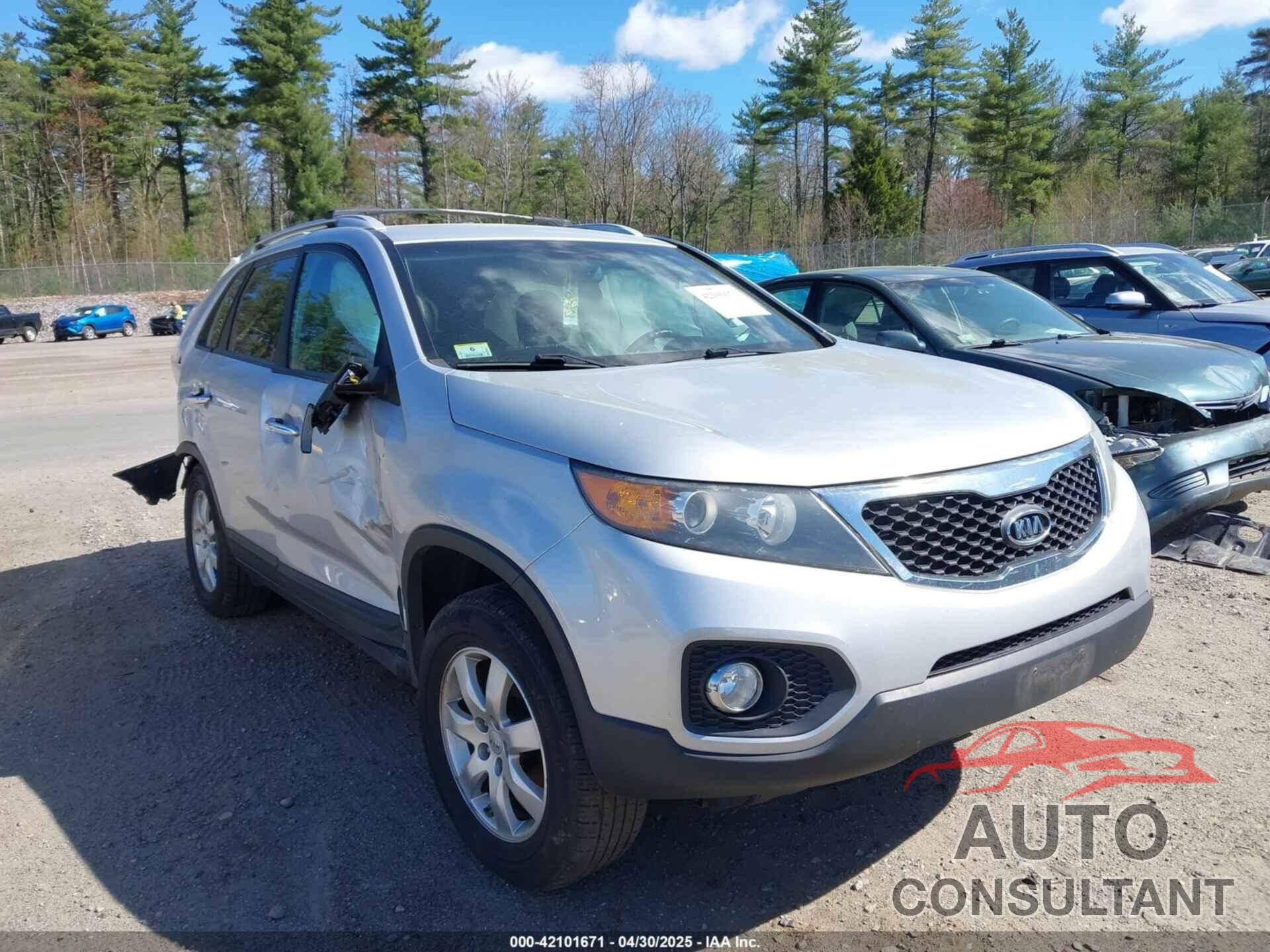 KIA SORENTO 2012 - 5XYKTCA60CG223660