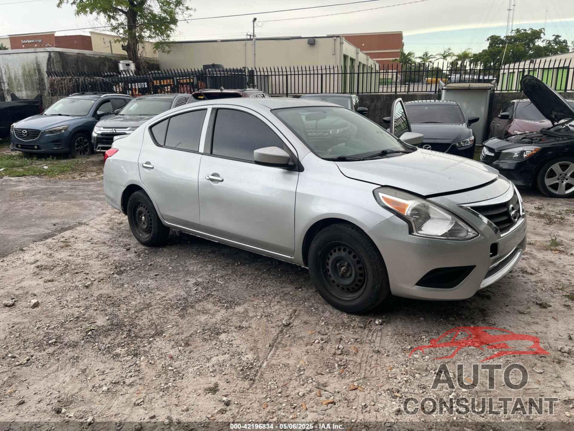 NISSAN VERSA 2019 - 3N1CN7AP4KL804958