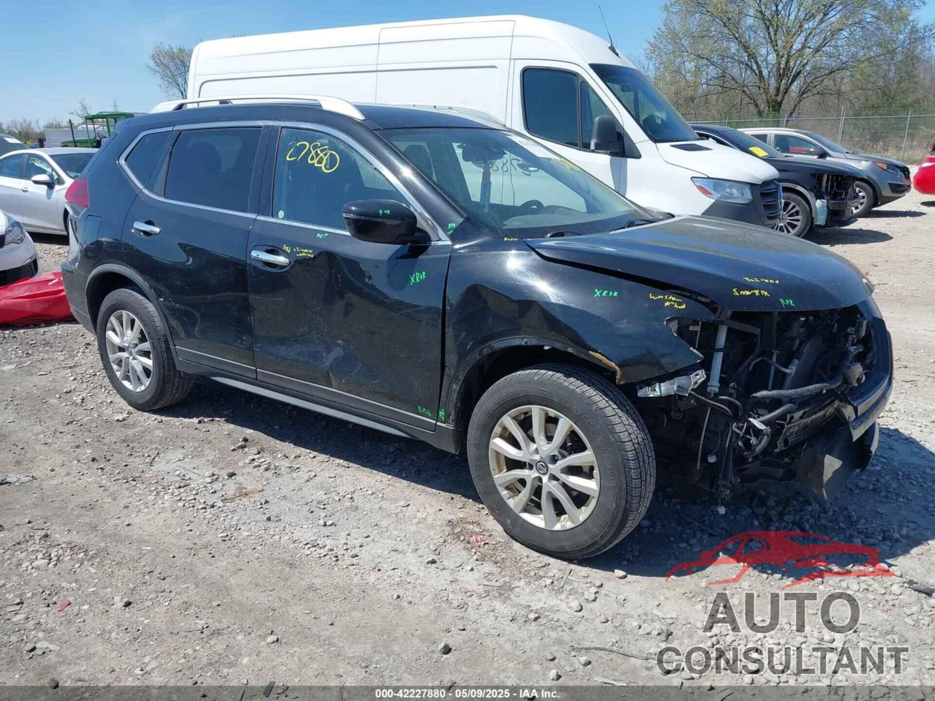 NISSAN ROGUE 2019 - KNMAT2MV9KP556072