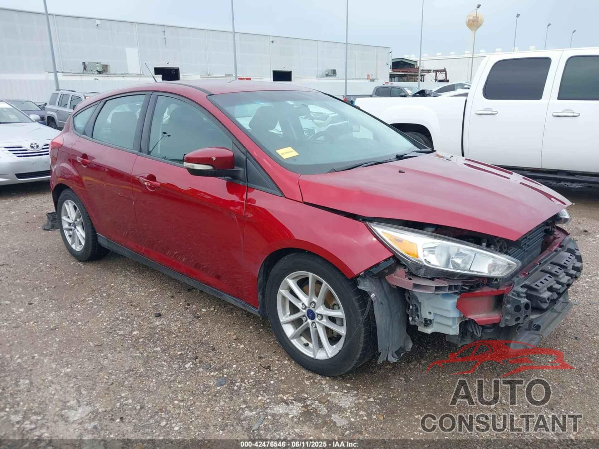 FORD FOCUS 2017 - 1FADP3K22HL327285
