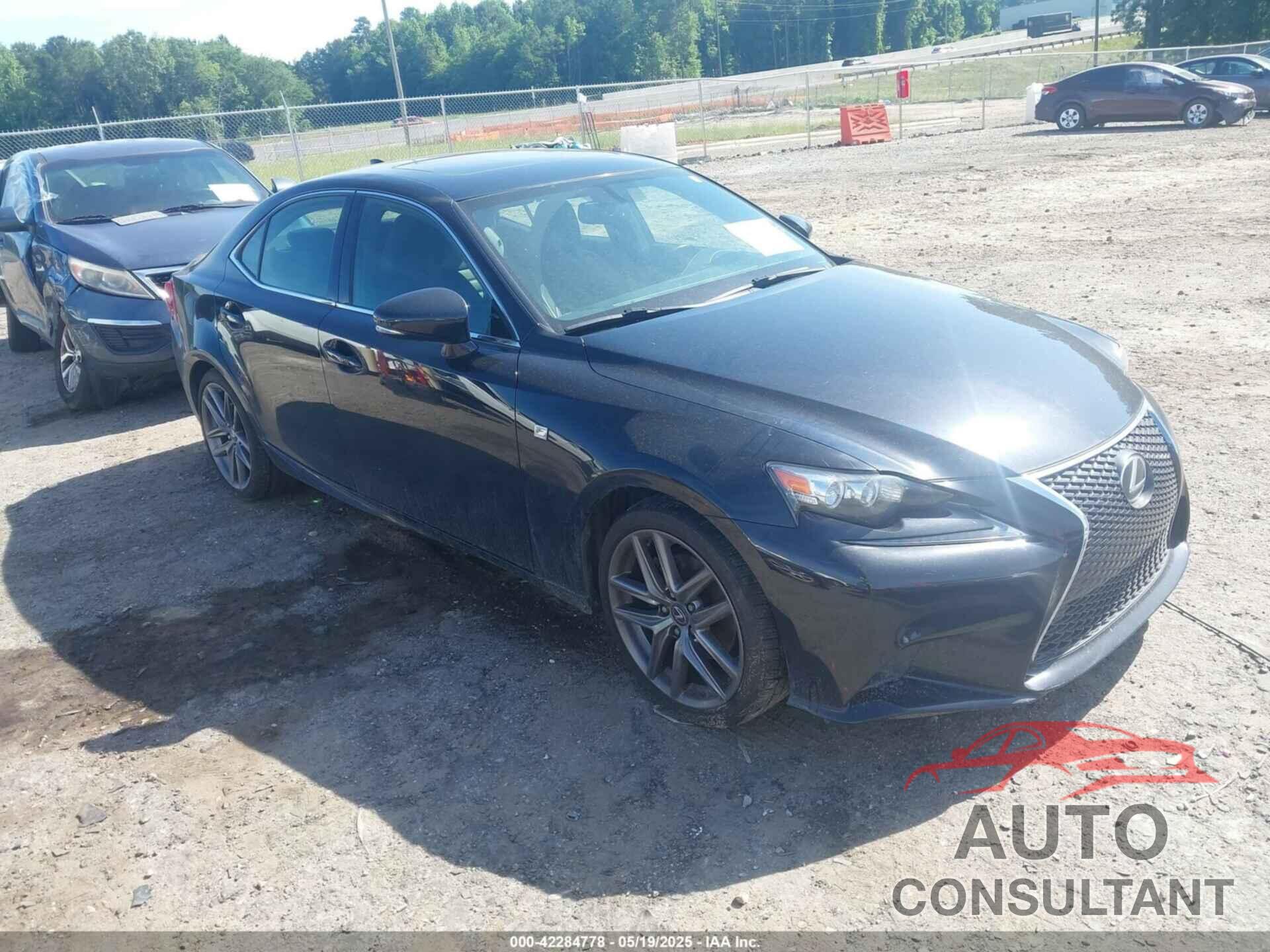LEXUS IS 2015 - JTHBF1D26F5053899