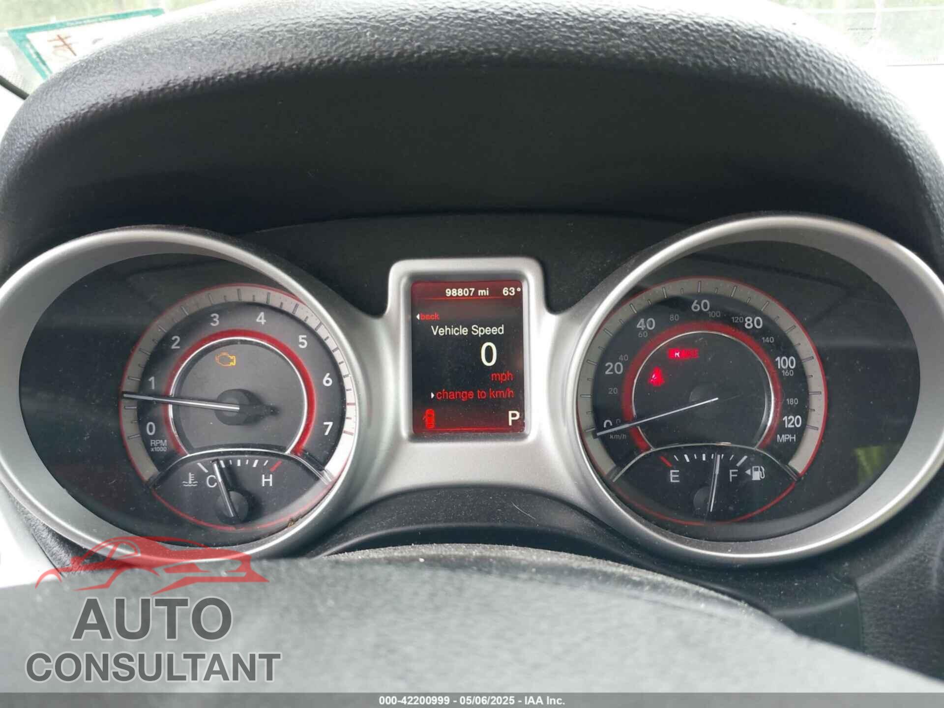 DODGE JOURNEY 2017 - 3C4PDCBG2HT532914