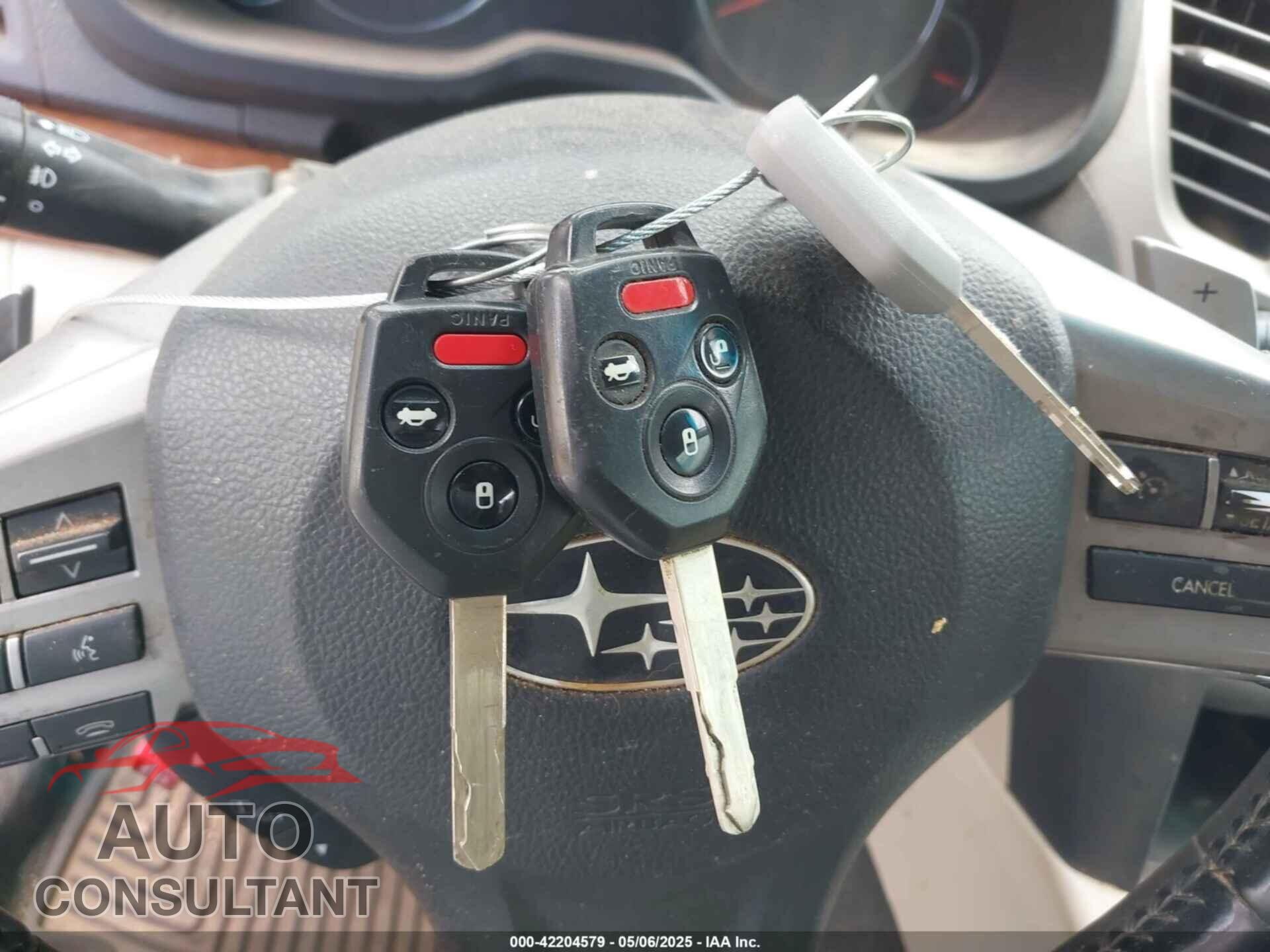 SUBARU OUTBACK 2013 - 4S4BRBKC8D3223968