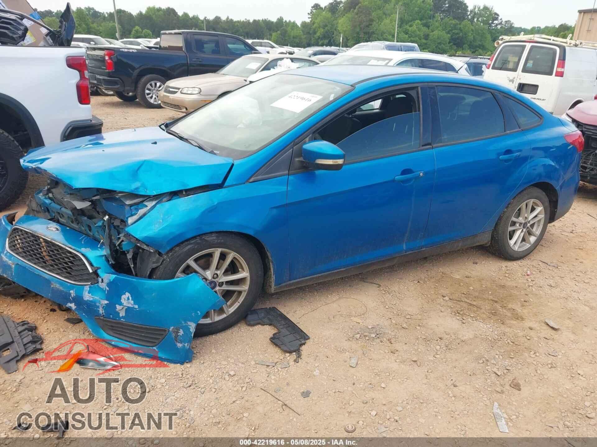FORD FOCUS 2017 - 1FADP3F23HL220837