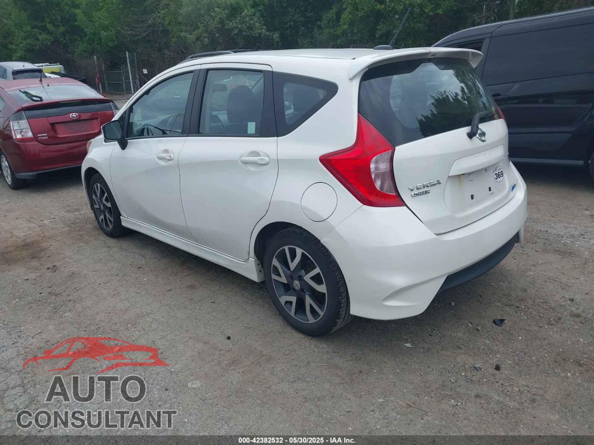 NISSAN VERSA NOTE 2015 - 3N1CE2CP4FL413203