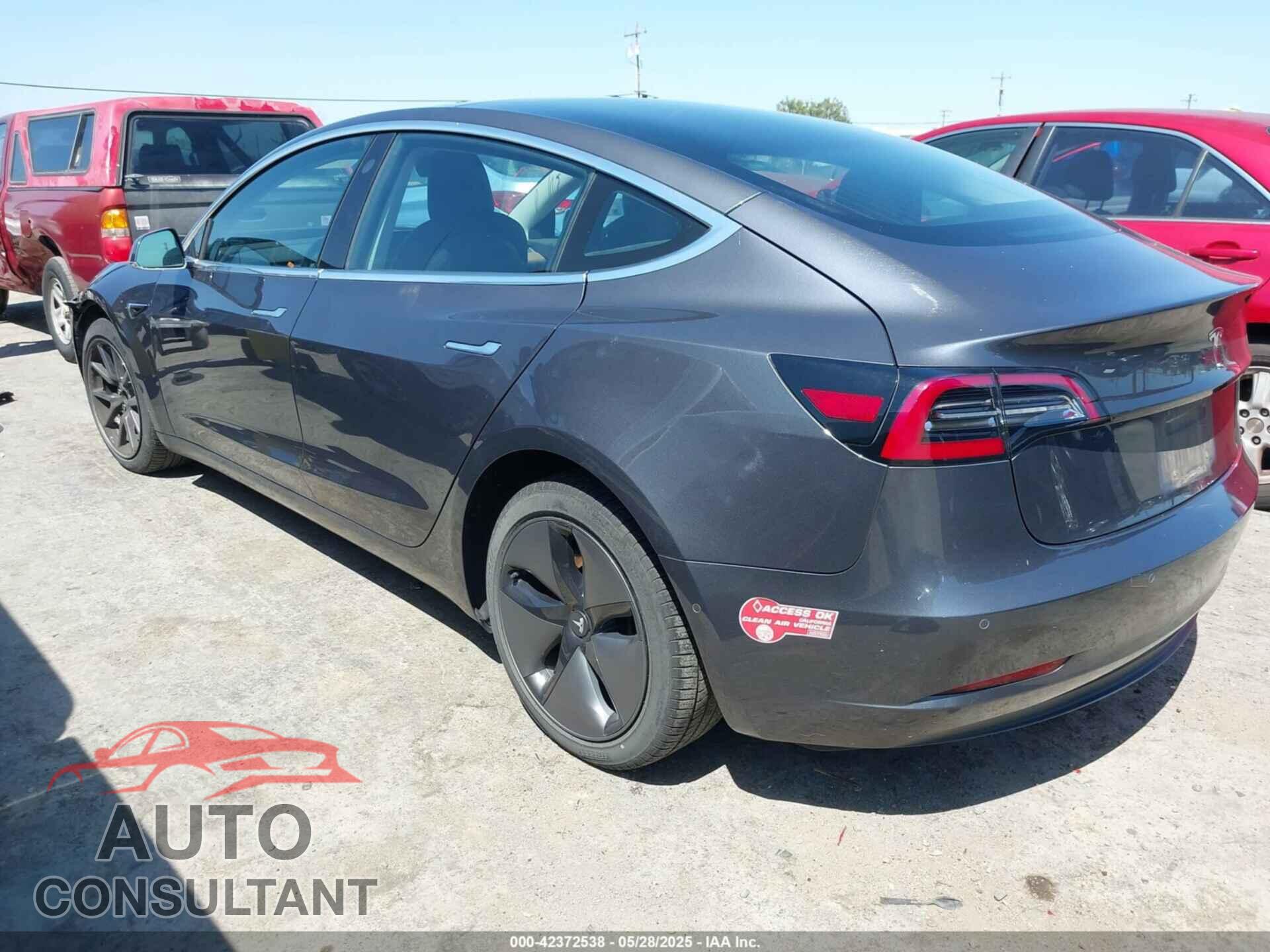 TESLA MODEL 3 2018 - 5YJ3E1EA3JF123798