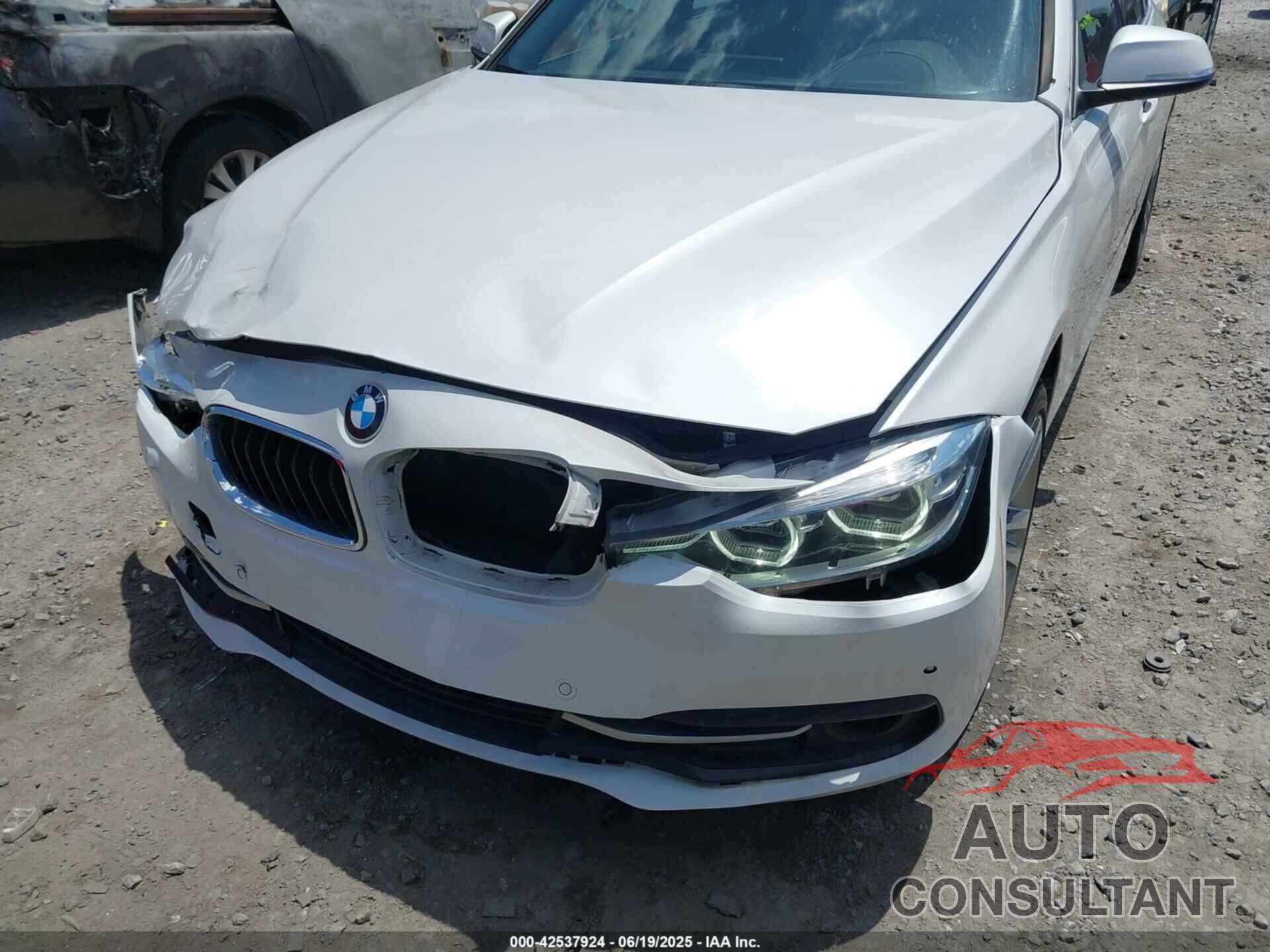 BMW 330I 2018 - WBA8B9G55JNU98085